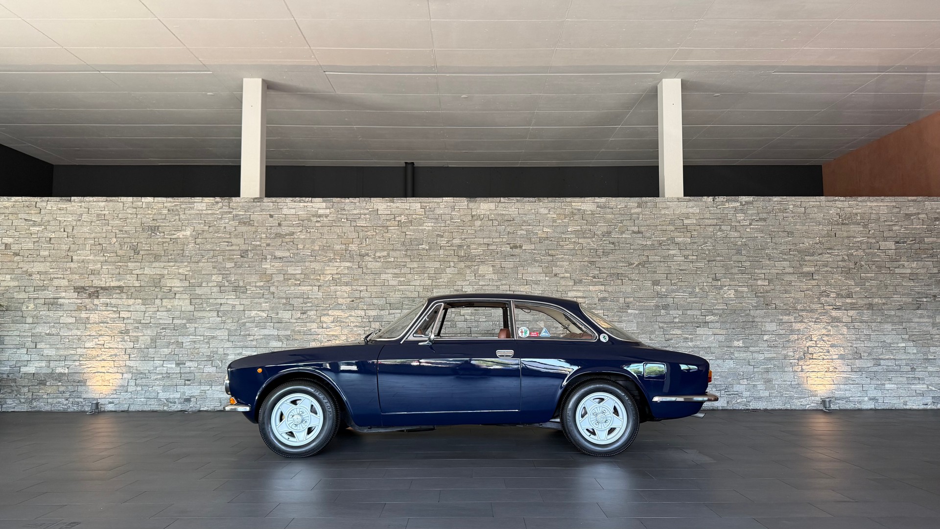 ALFA ROMEO GT Junior 1300 Biscione Veteran-image-0