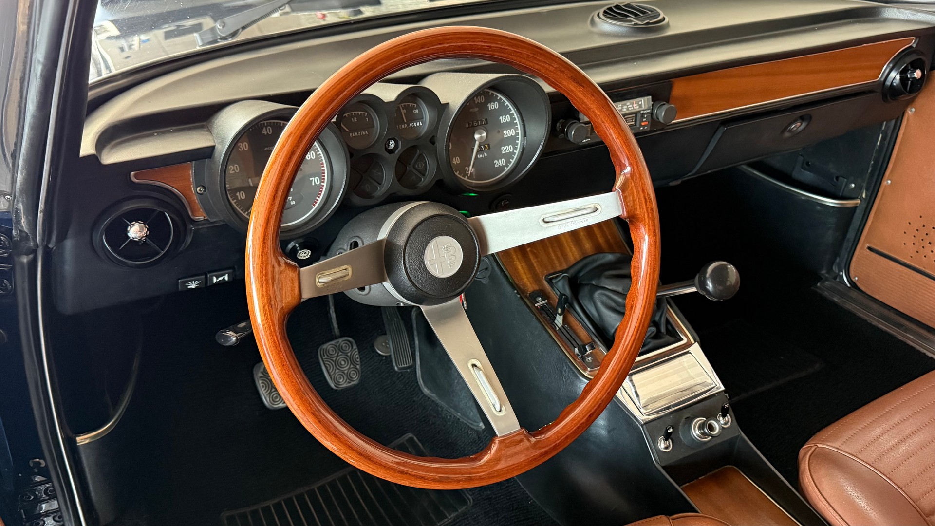 ALFA ROMEO GT Junior 1300 Biscione Veteran-image-15