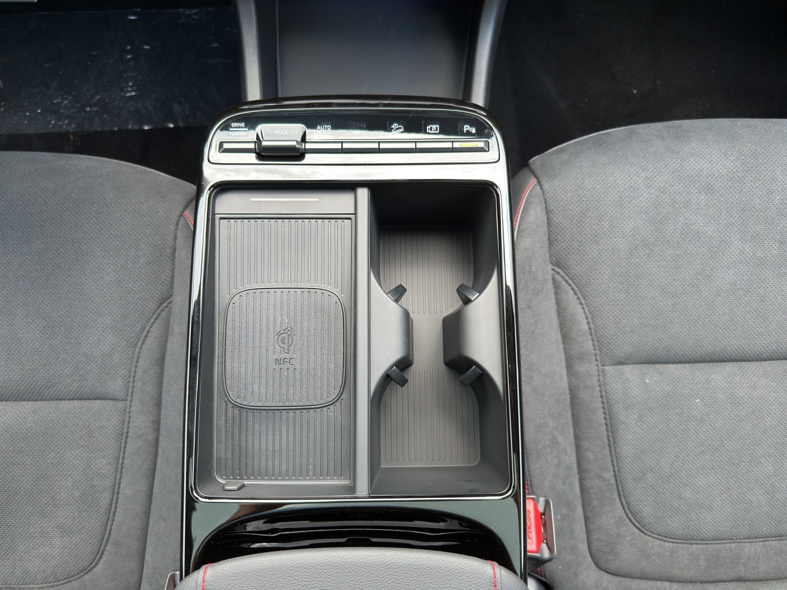 HYUNDAI Tucson 1.6 T-GDi HEV N-Line Sunroof 4WD MY27-image-10