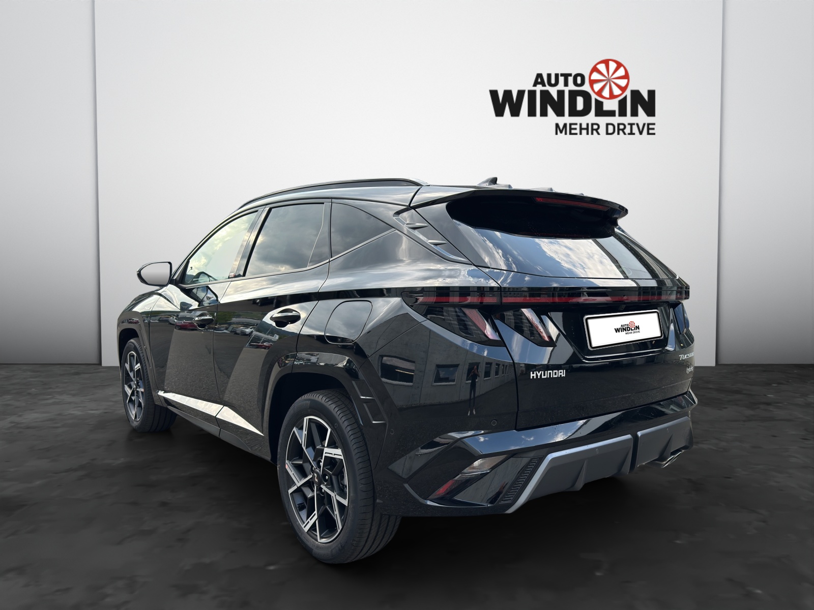HYUNDAI Tucson 1.6 T-GDi HEV N-Line Sunroof 4WD MY27-image-3