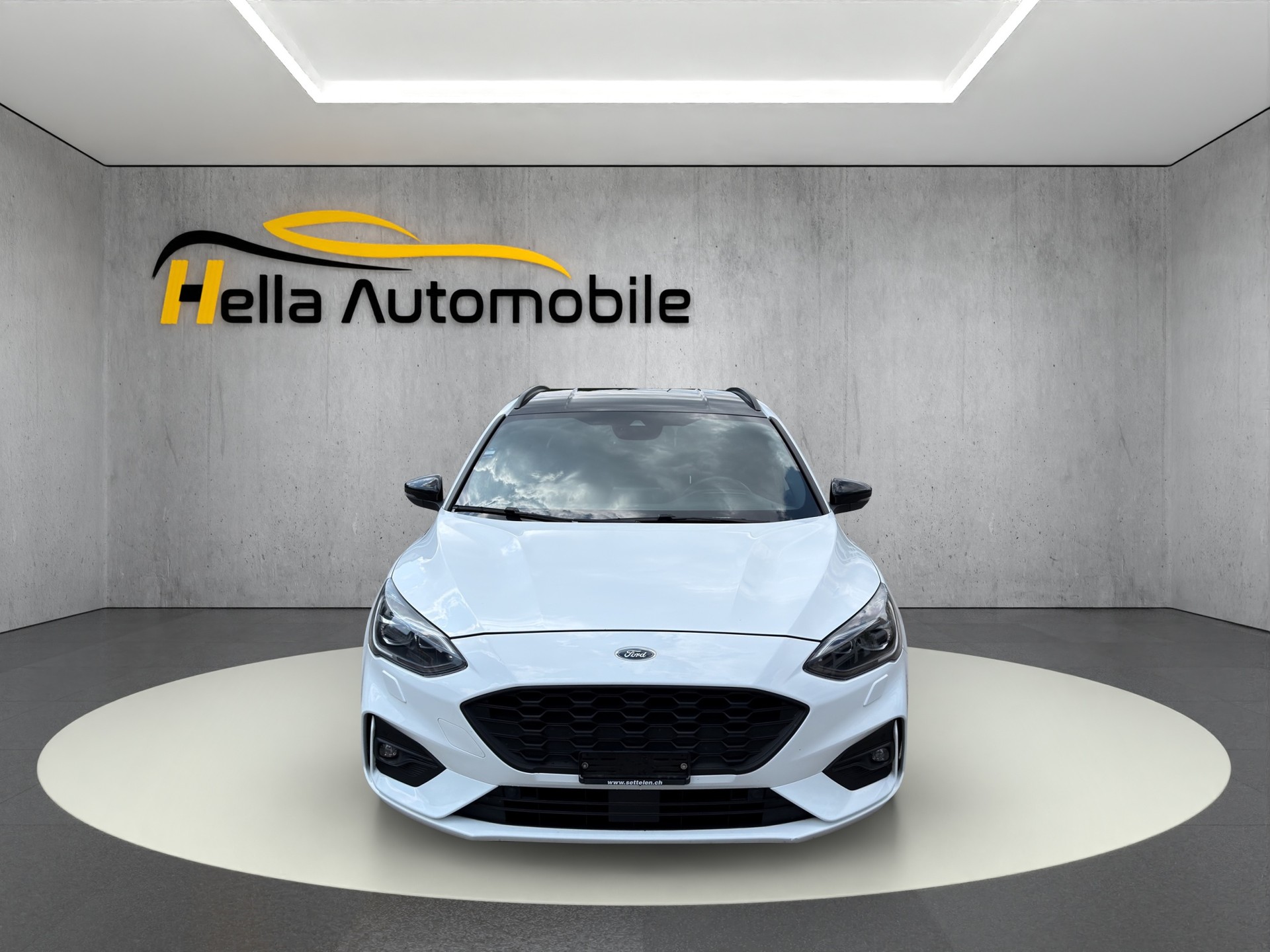 FORD Focus 2.0 TDCi ST Line Automatic-image-2