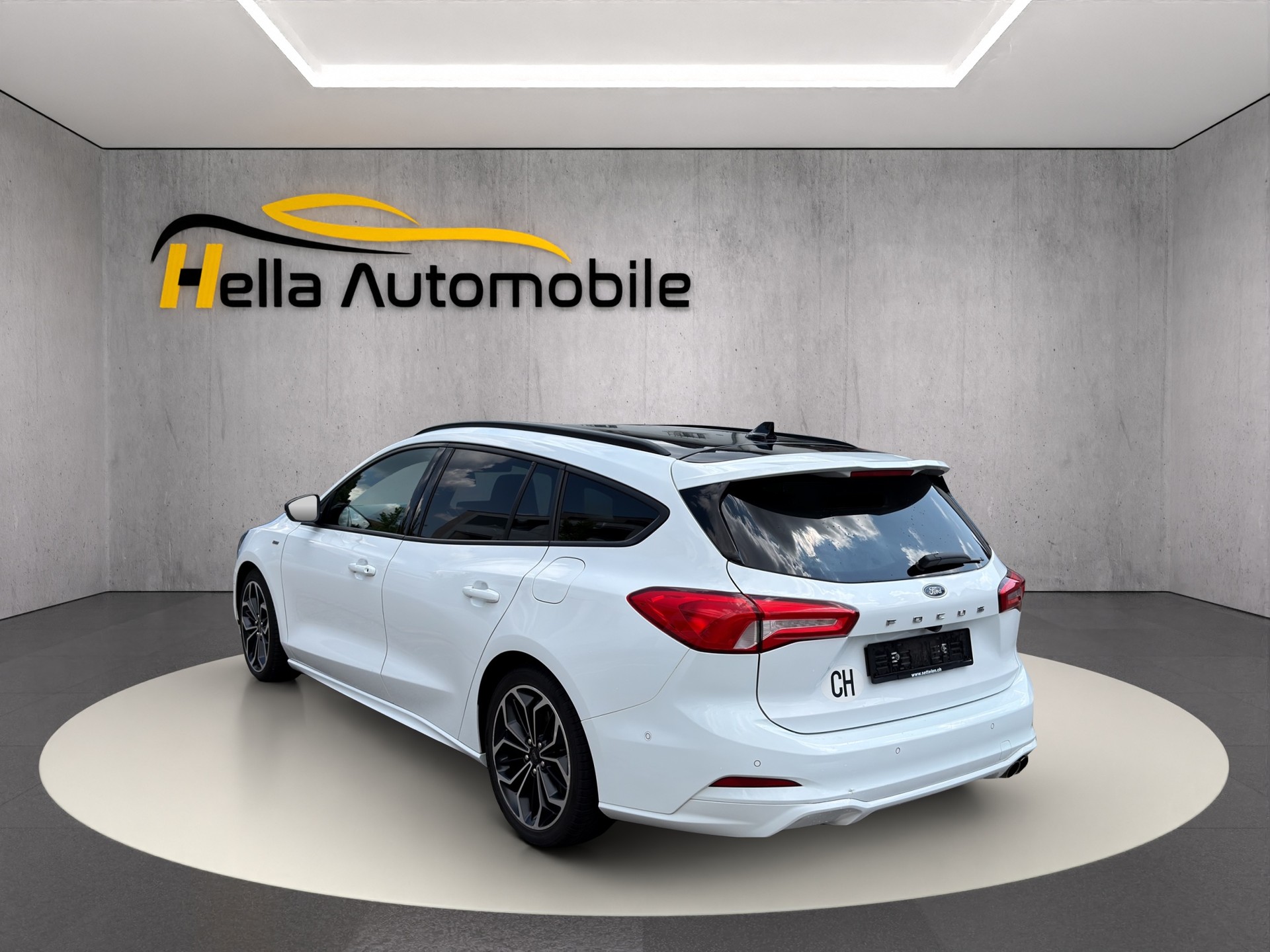 FORD Focus 2.0 TDCi ST Line Automatic-image-6
