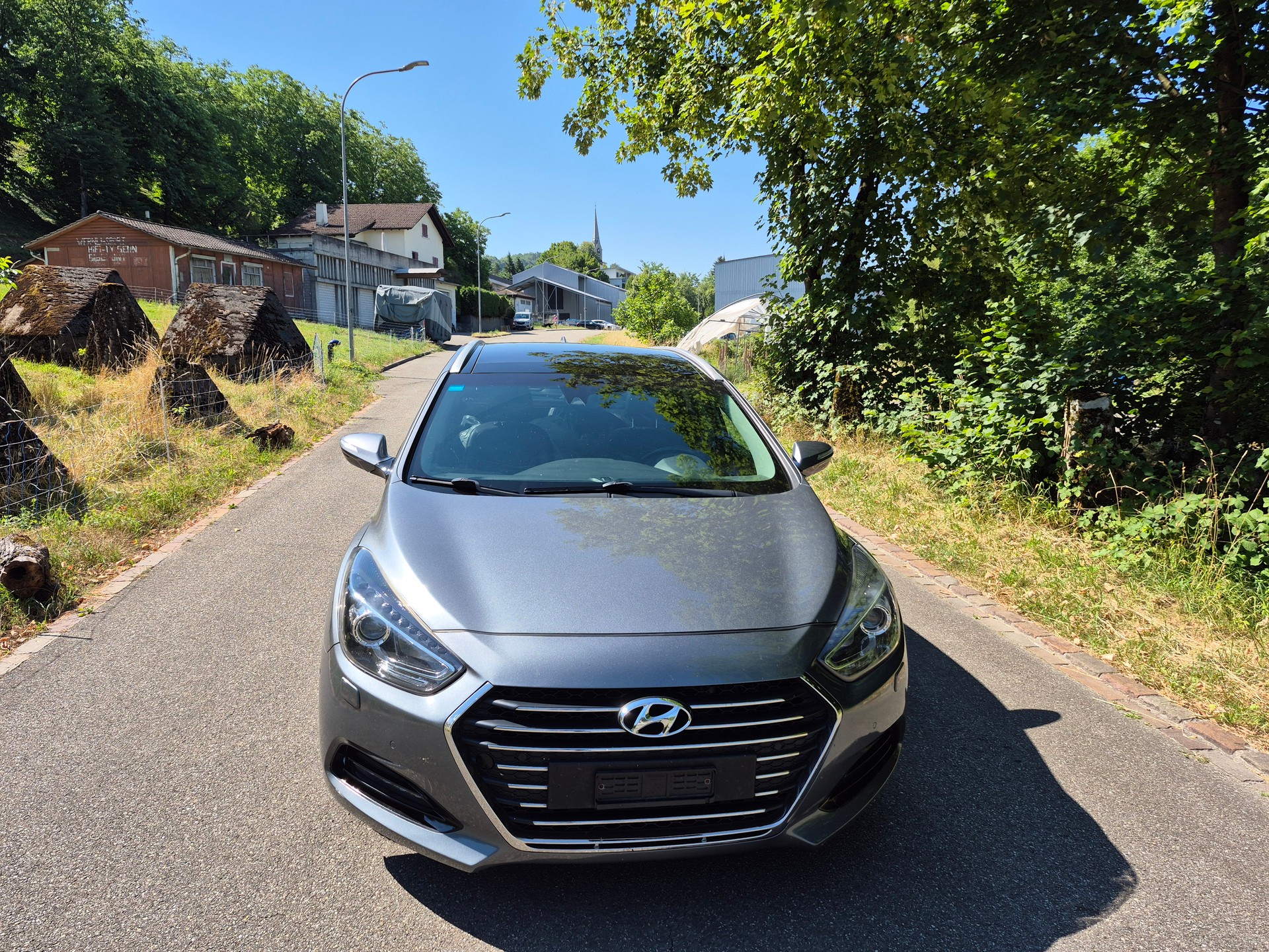 HYUNDAI i40 1.7 CRDI Vertex Automatic-image-1