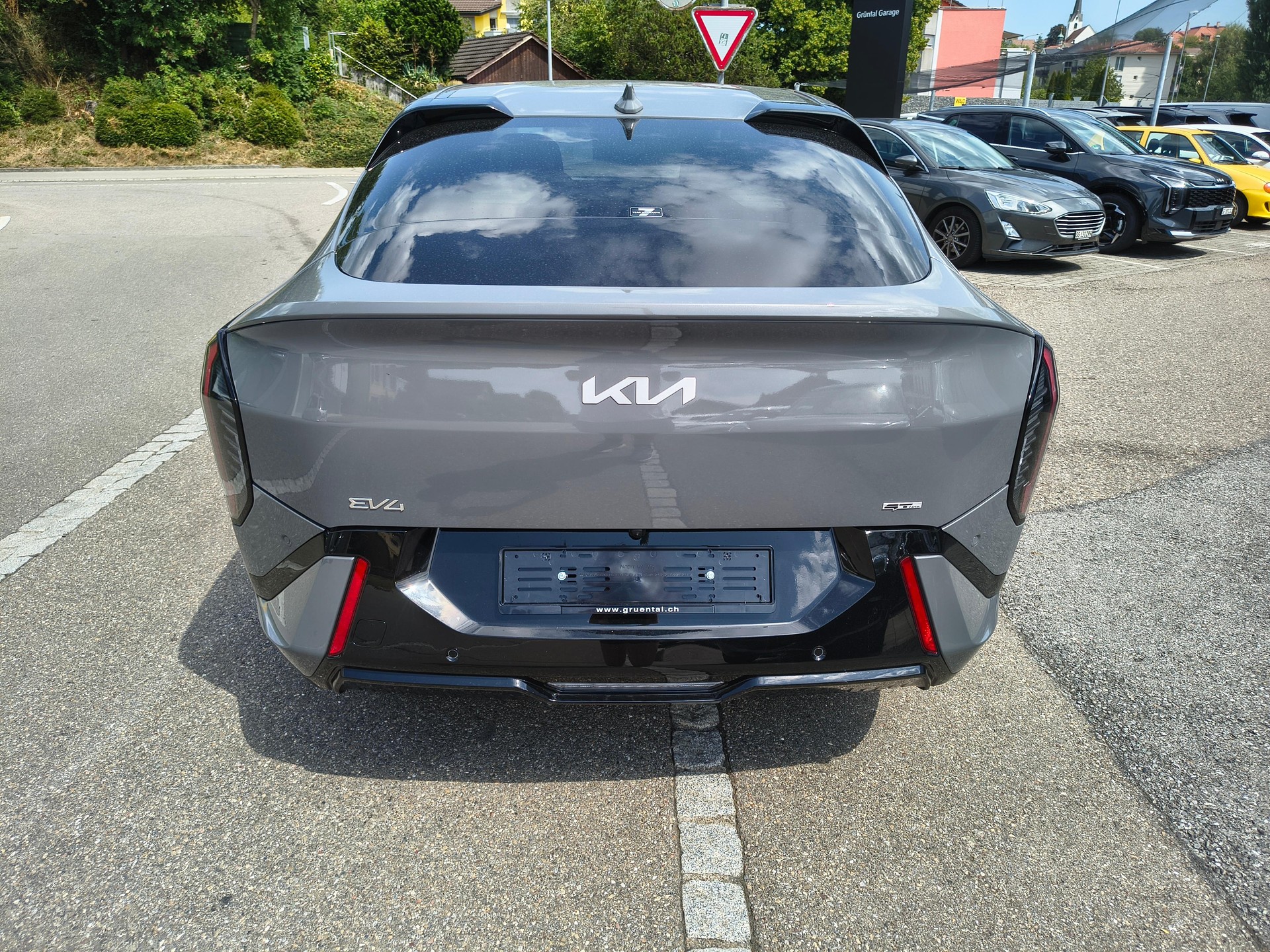 KIA EV4 Fastback 81 kWh GT-Line-image-4