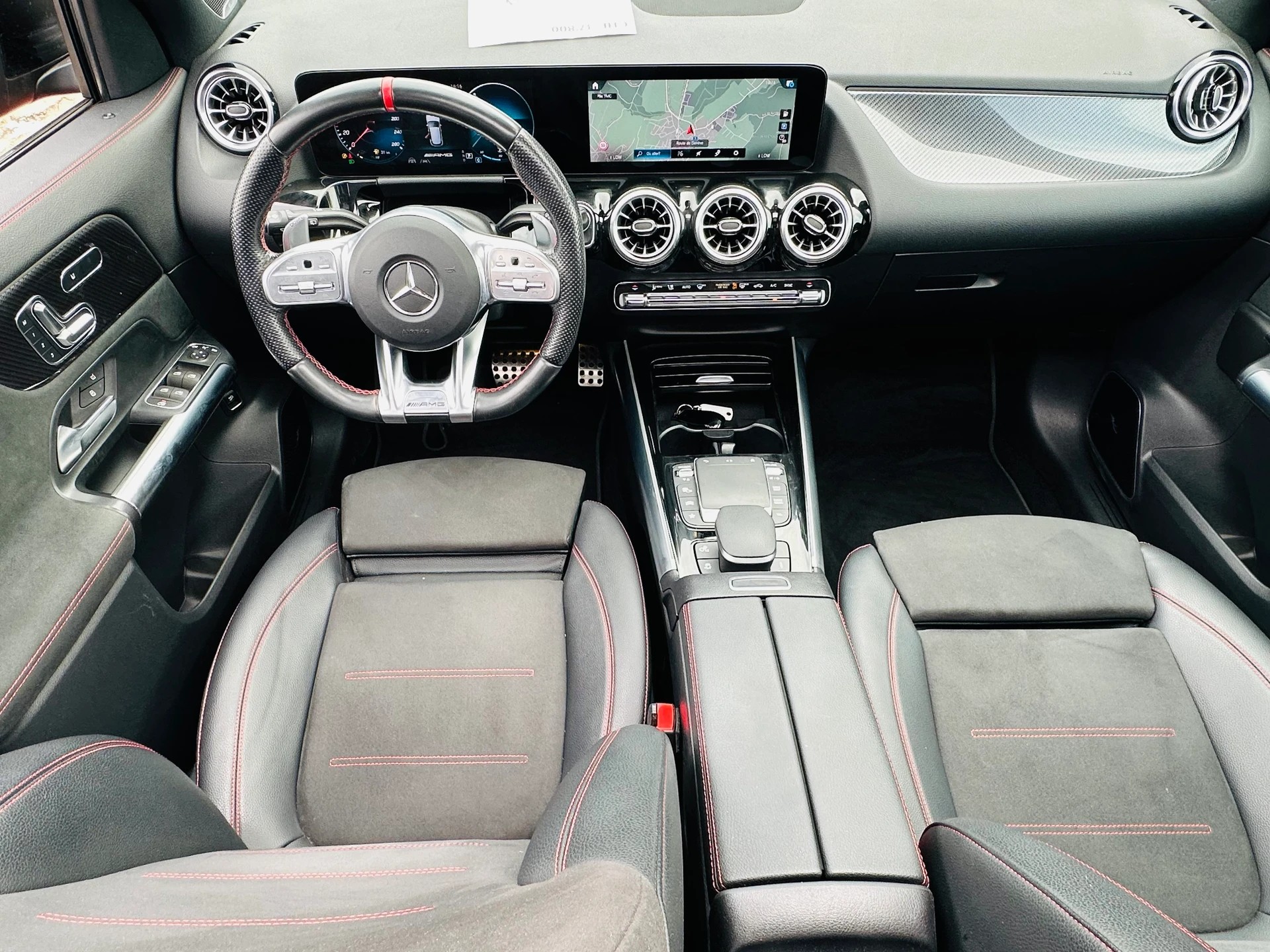 MERCEDES-BENZ GLA 35 AMG 4Matic 8G-Speedshift DCT-image-16