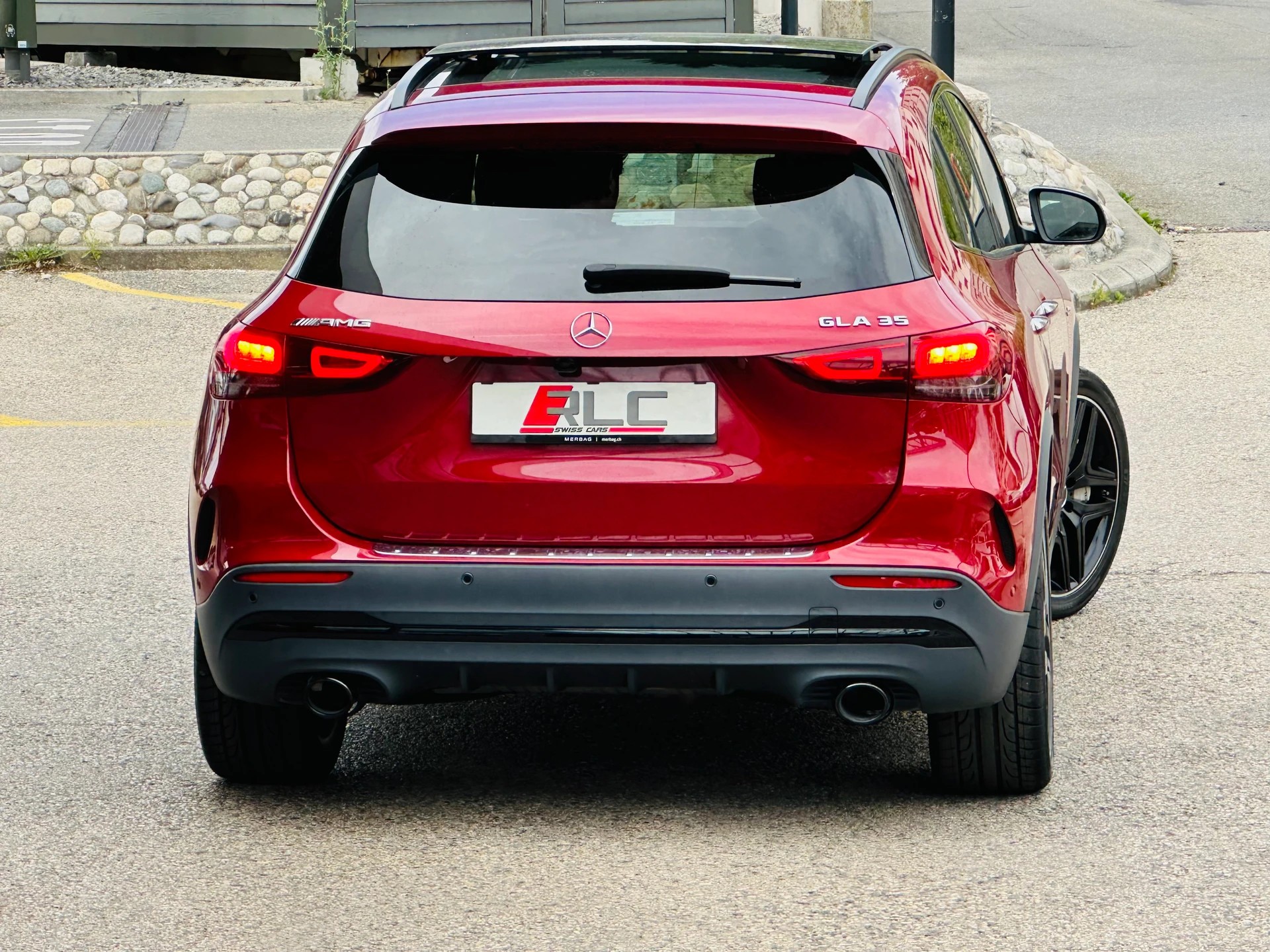 MERCEDES-BENZ GLA 35 AMG 4Matic 8G-Speedshift DCT-image-11