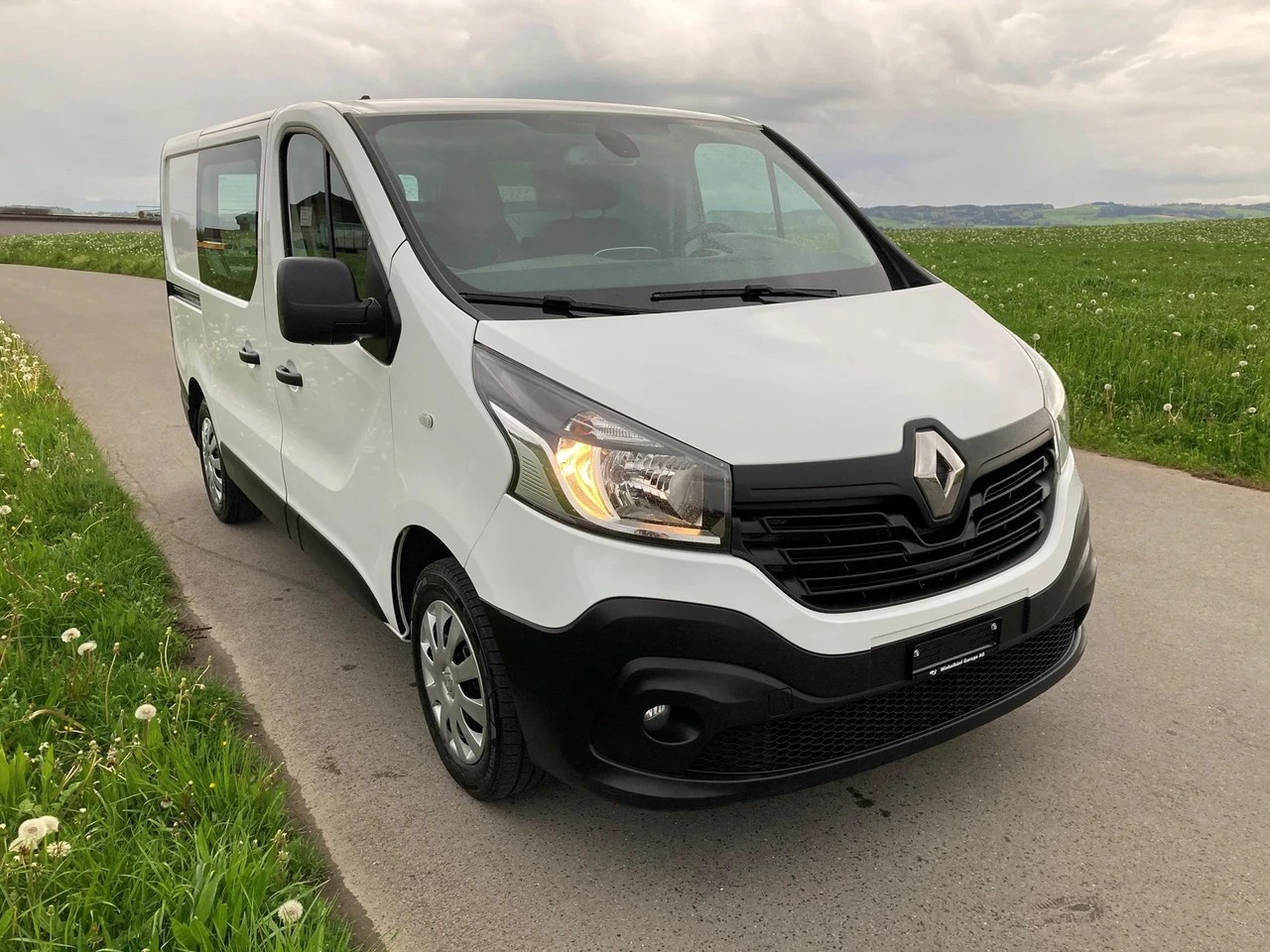 RENAULT Trafic 1.6 dCi 120 2.9t Business L1H1 **Nutzlast 1'160 KG**-image-1