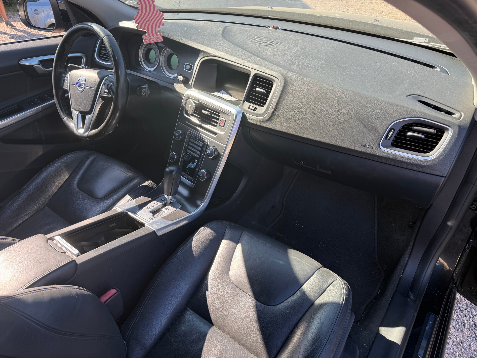 VOLVO V60 T4 Kinetic Powershift-image-7