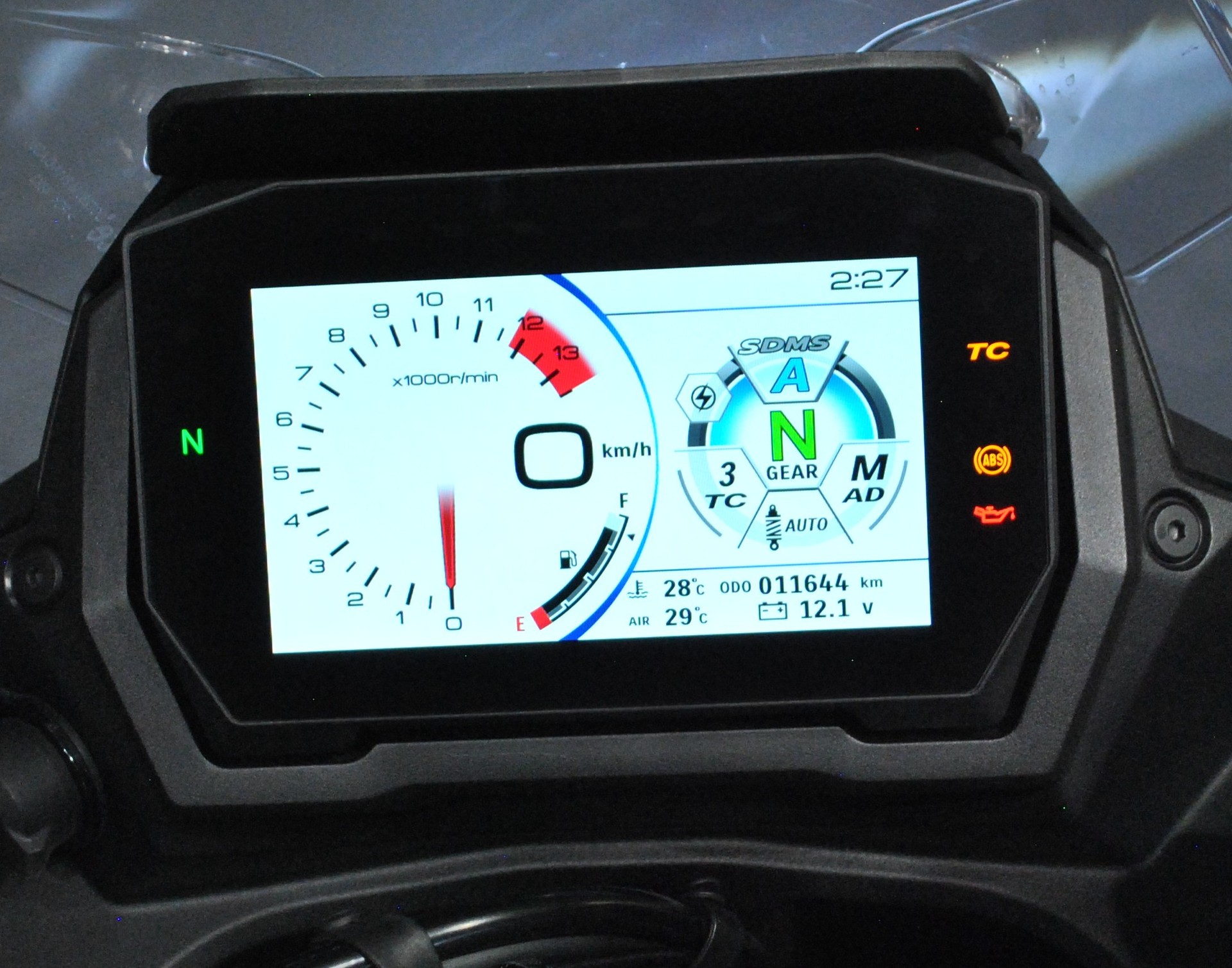 SUZUKI GSX-S 1000 GX-image-5