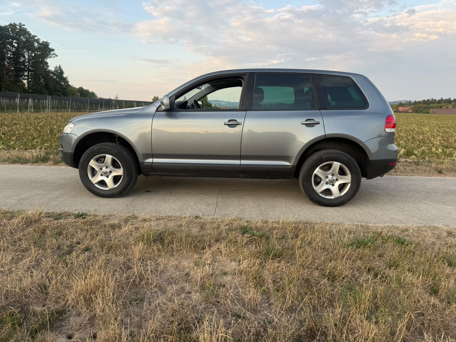VW Touareg 3.2 V6-image-2