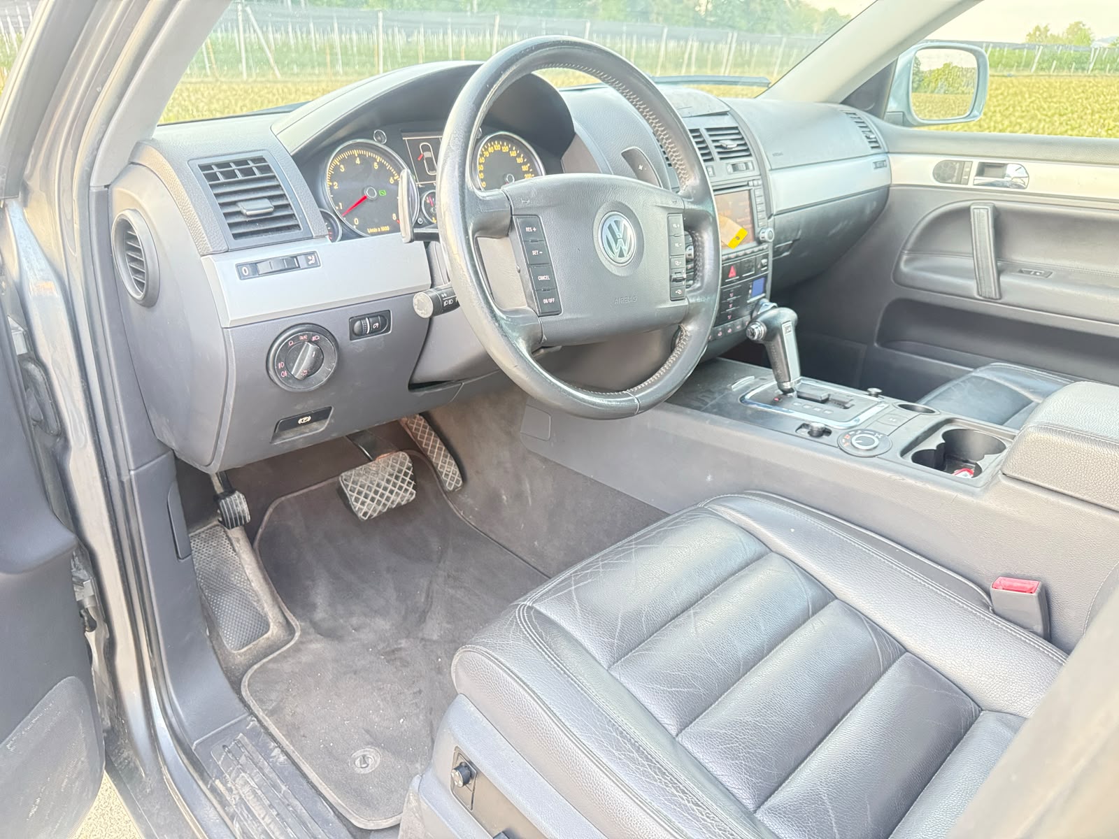 VW Touareg 3.2 V6-image-9
