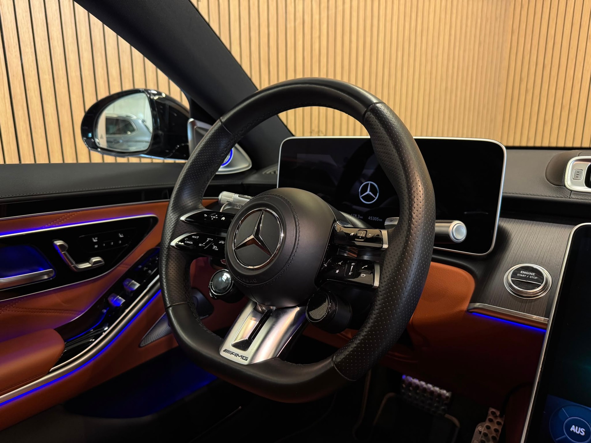 MERCEDES-BENZ S 63 AMG E Performance 4Matic-image-13