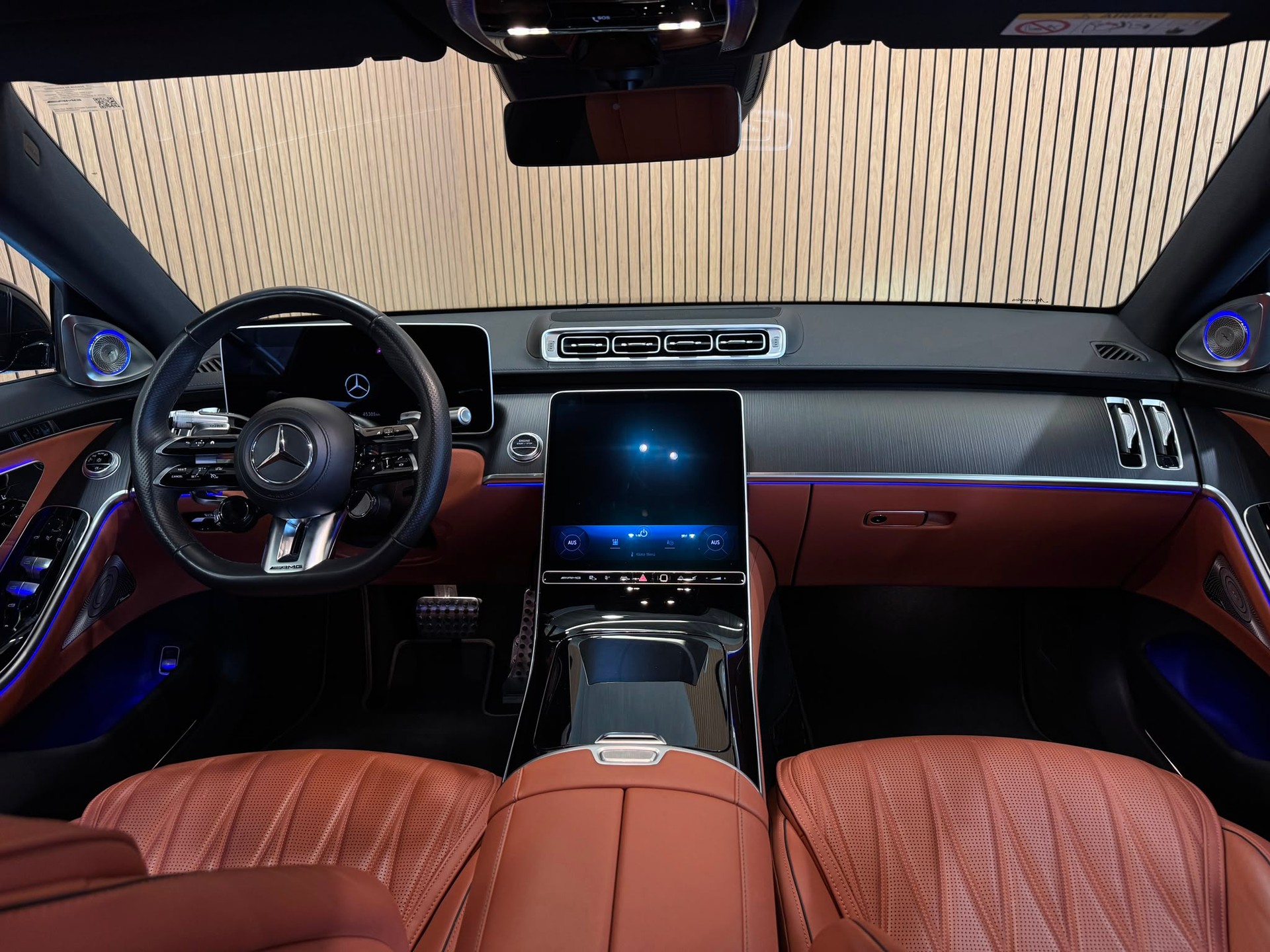 MERCEDES-BENZ S 63 AMG E Performance 4Matic-image-11