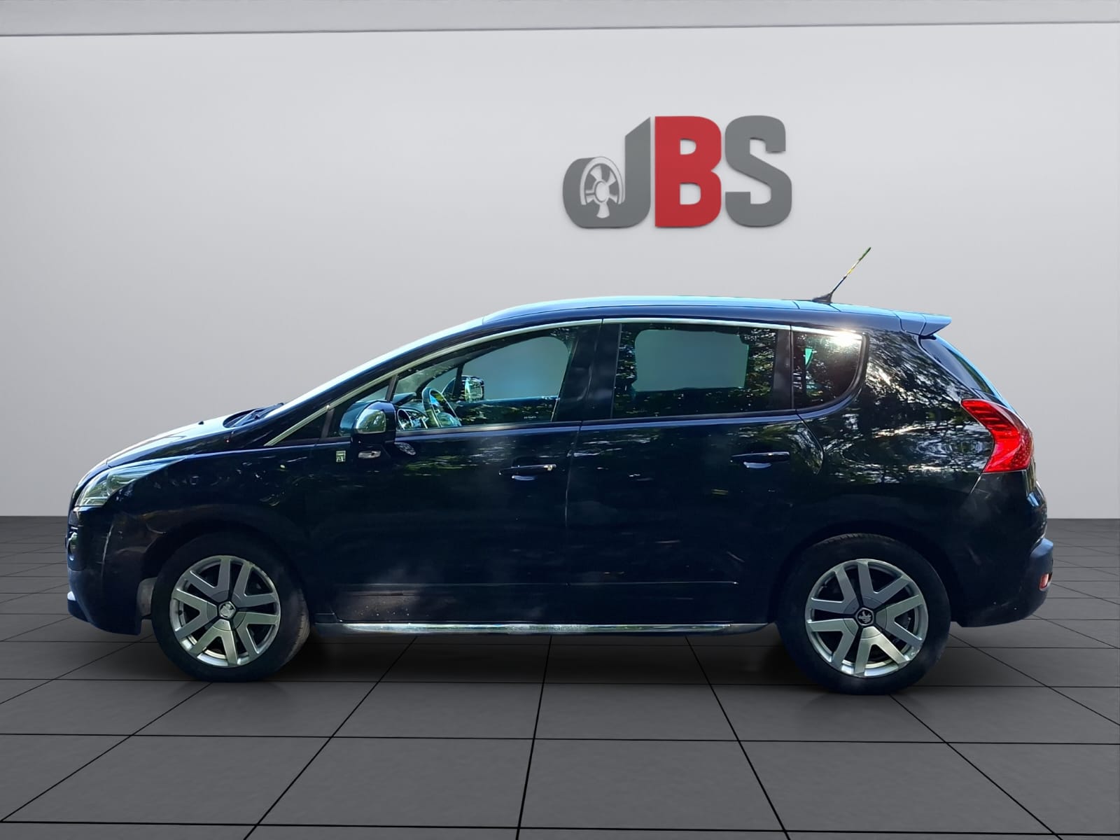 PEUGEOT 3008 HYbrid4 2.0 HDI EGS6-image-3