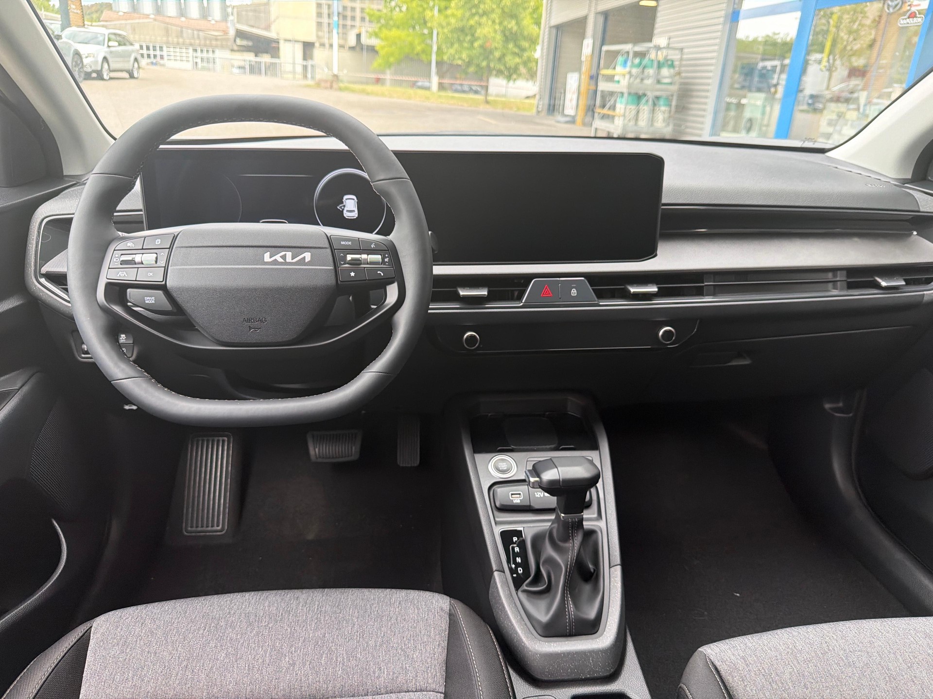 KIA Stonic 1.0 T-GDi MHEV Power-image-8