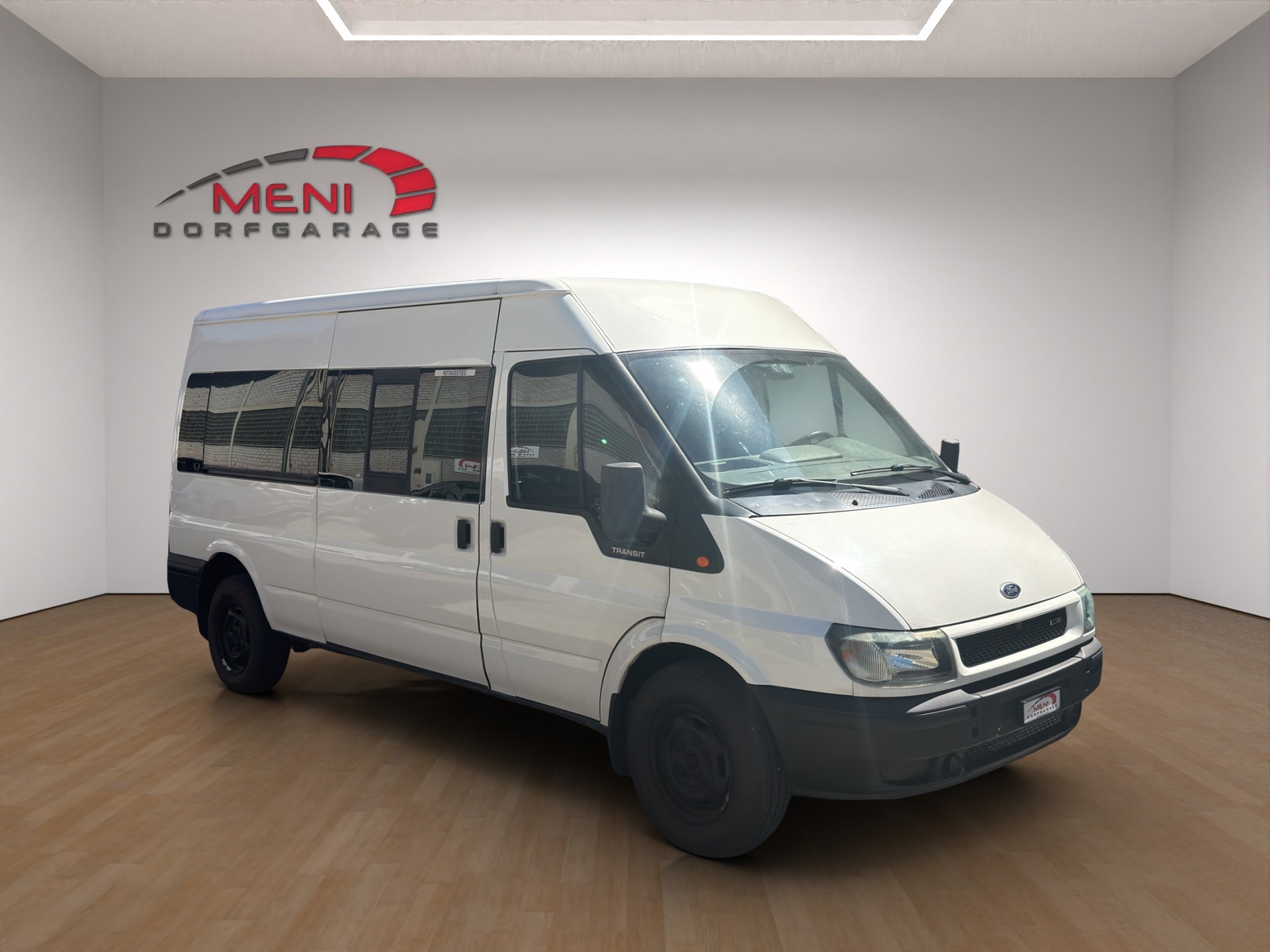 FORD Transit 2.4 TD Bus 14 Pl.-image-0