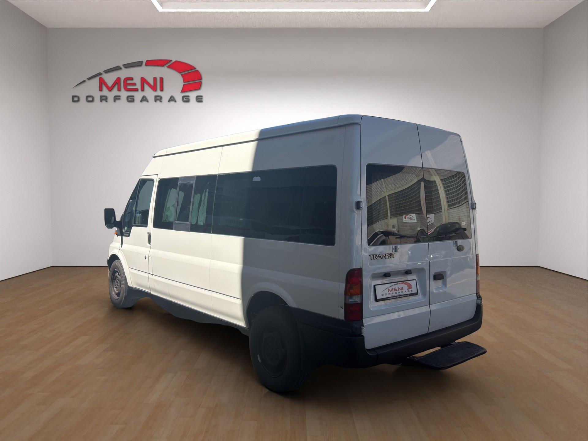 FORD Transit 2.4 TD Bus 14 Pl.-image-3