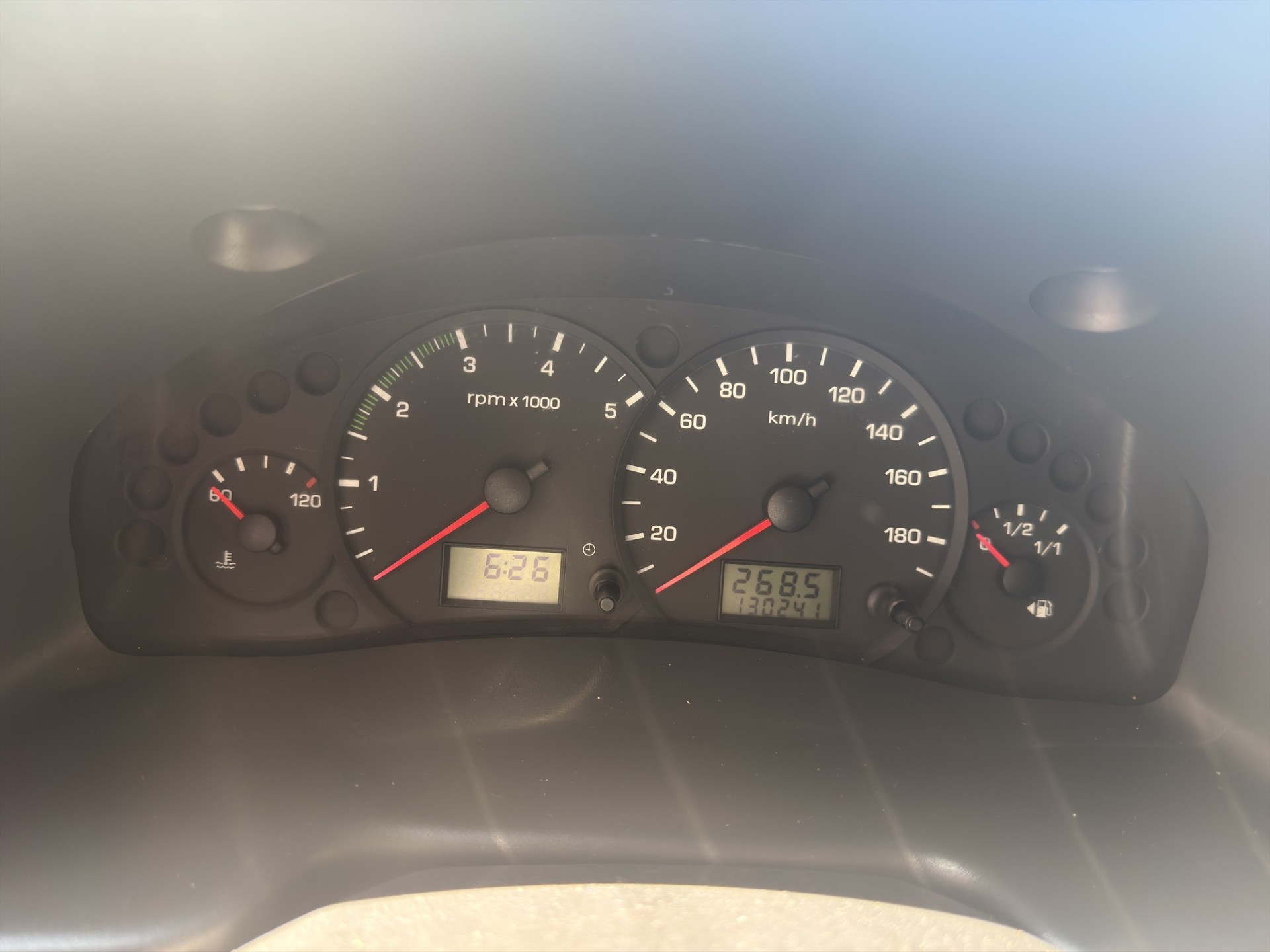 FORD Transit 2.4 TD Bus 14 Pl.-image-9