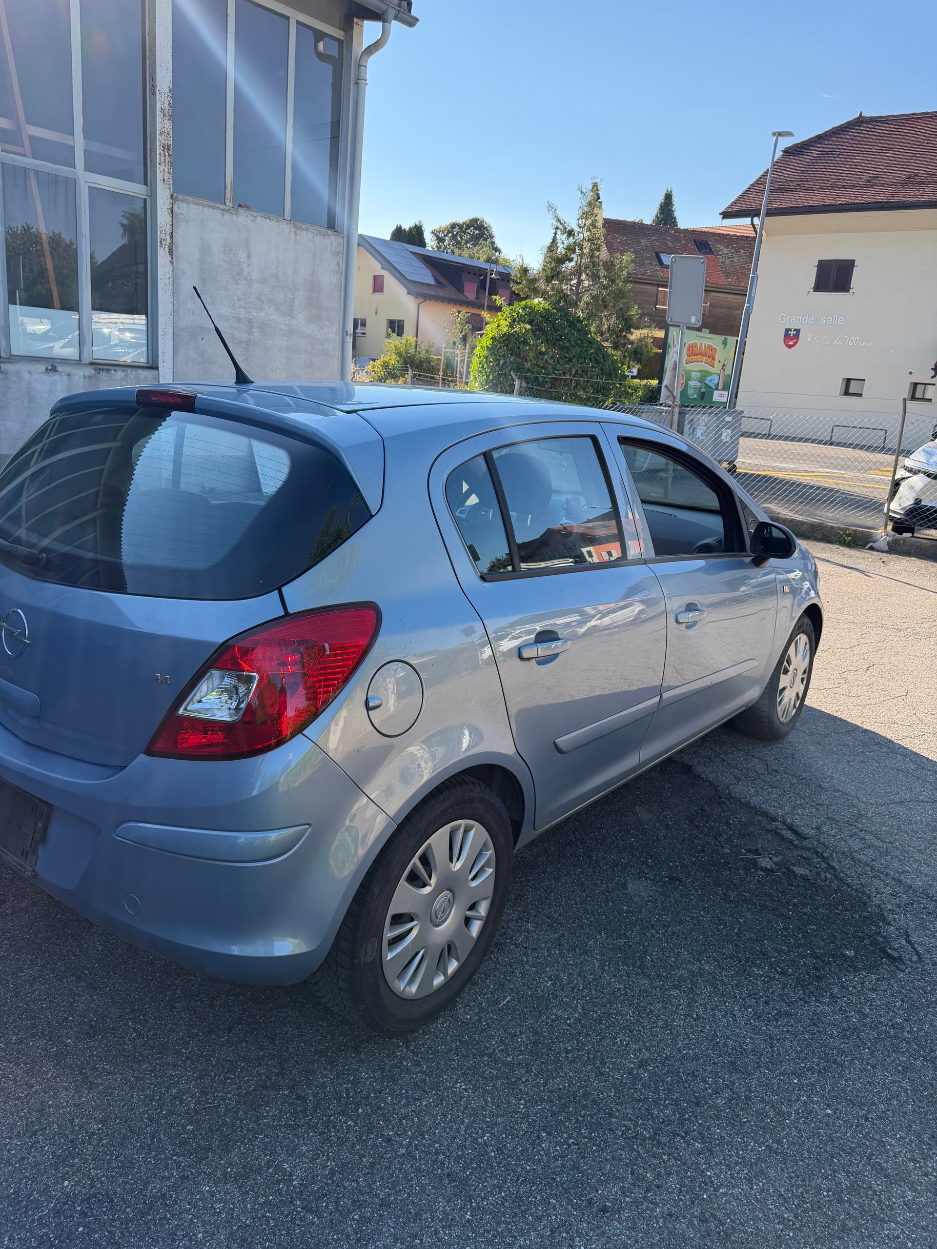 OPEL Corsa 1.4 TP Enjoy-image-6