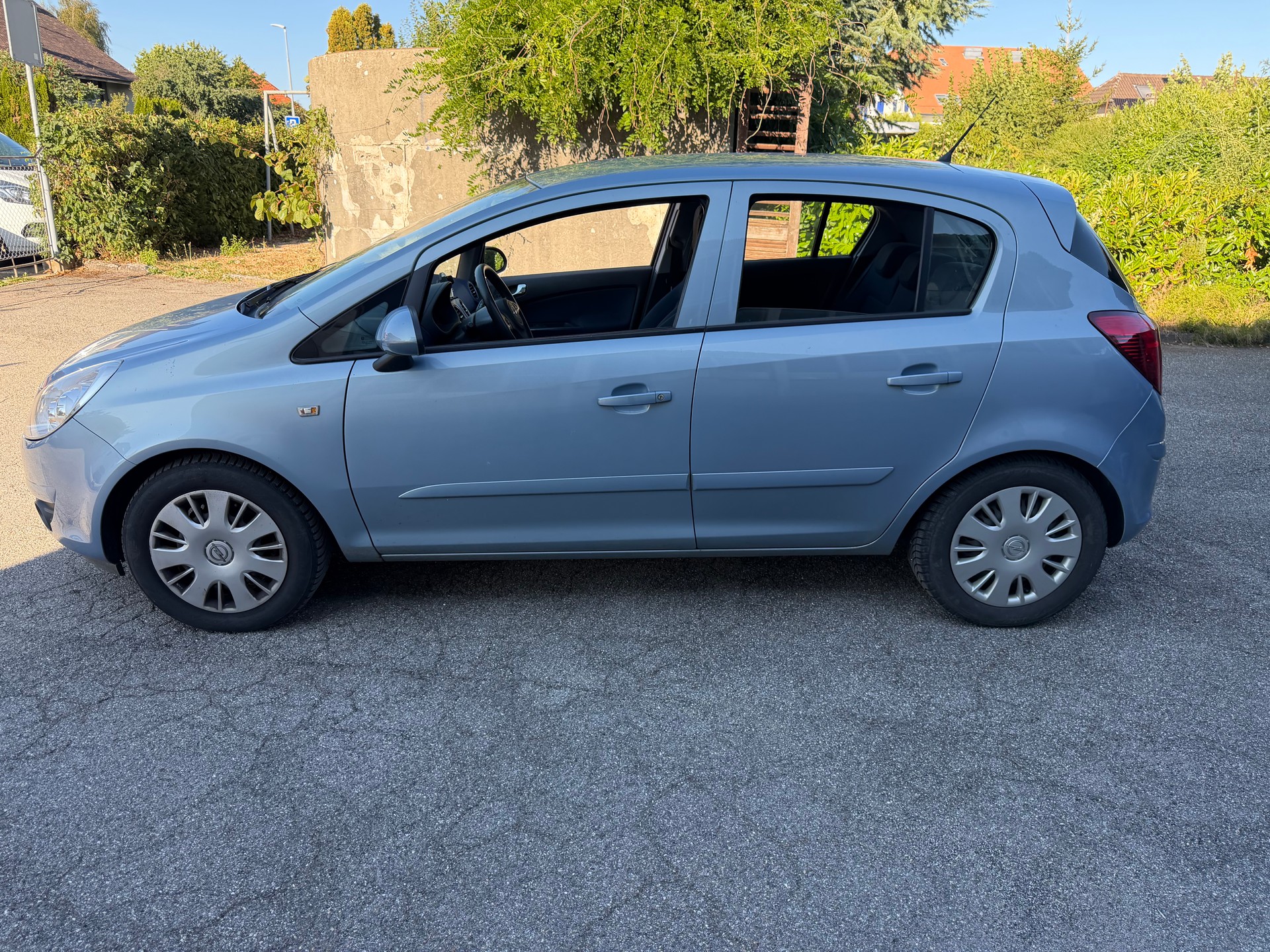 OPEL Corsa 1.4 TP Enjoy-image-4