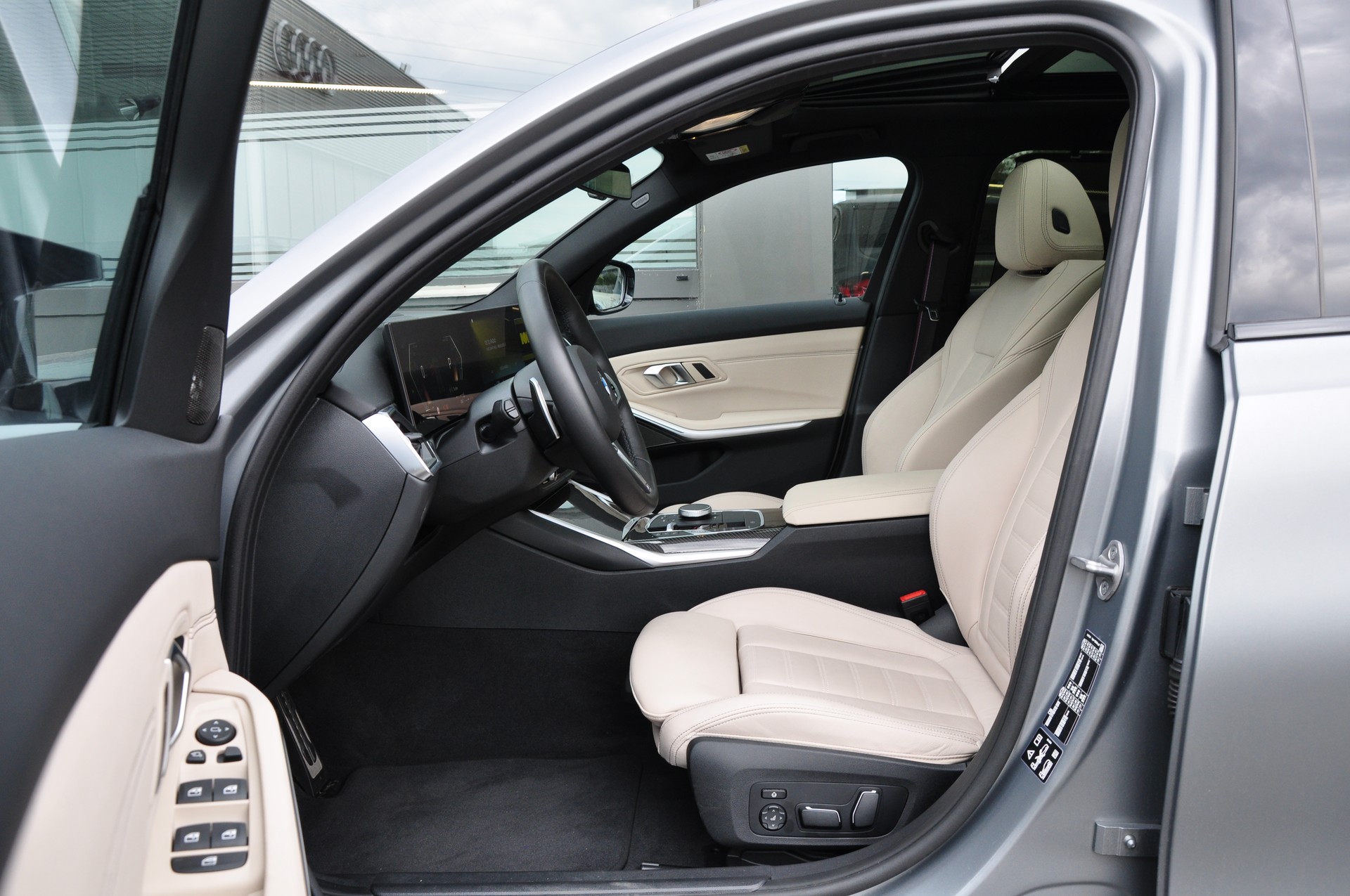 BMW M340i xDrive 48V Touring Steptronic M Sport Pro-image-20
