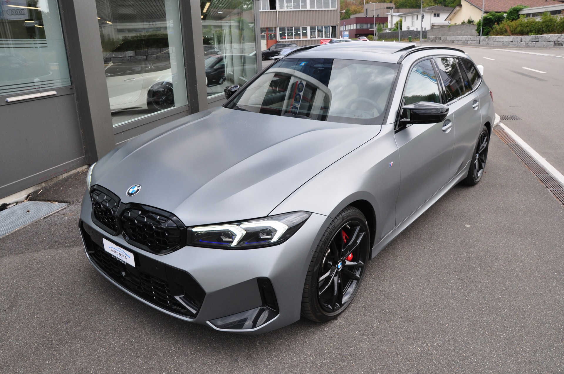 BMW M340i xDrive 48V Touring Steptronic M Sport Pro-image-16