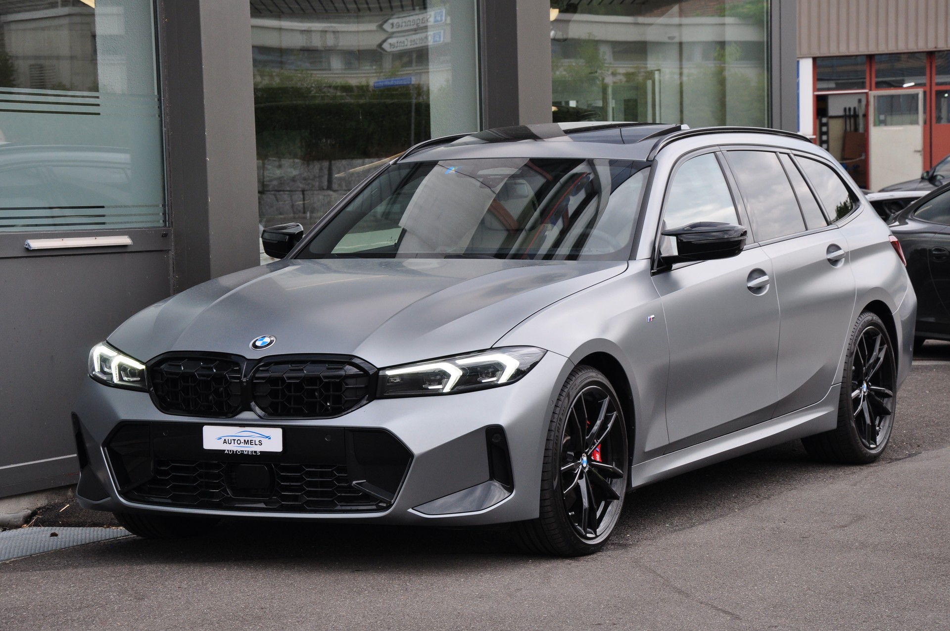 BMW M340i xDrive 48V Touring Steptronic M Sport Pro-image-5