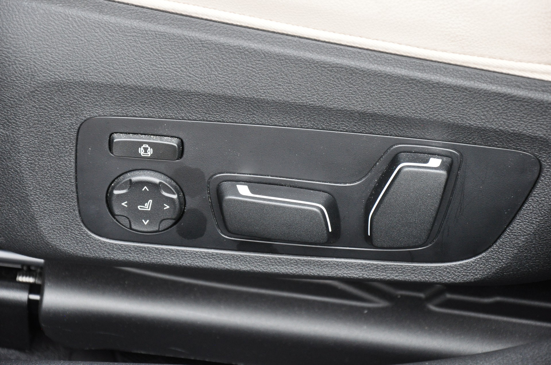 BMW M340i xDrive 48V Touring Steptronic M Sport Pro-image-27