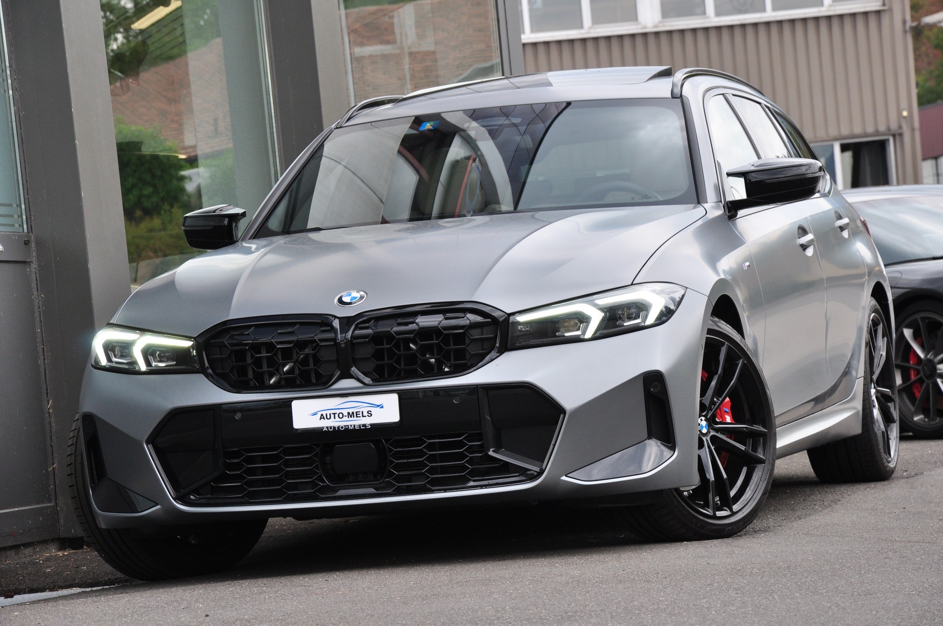 BMW M340i xDrive 48V Touring Steptronic M Sport Pro-image-0