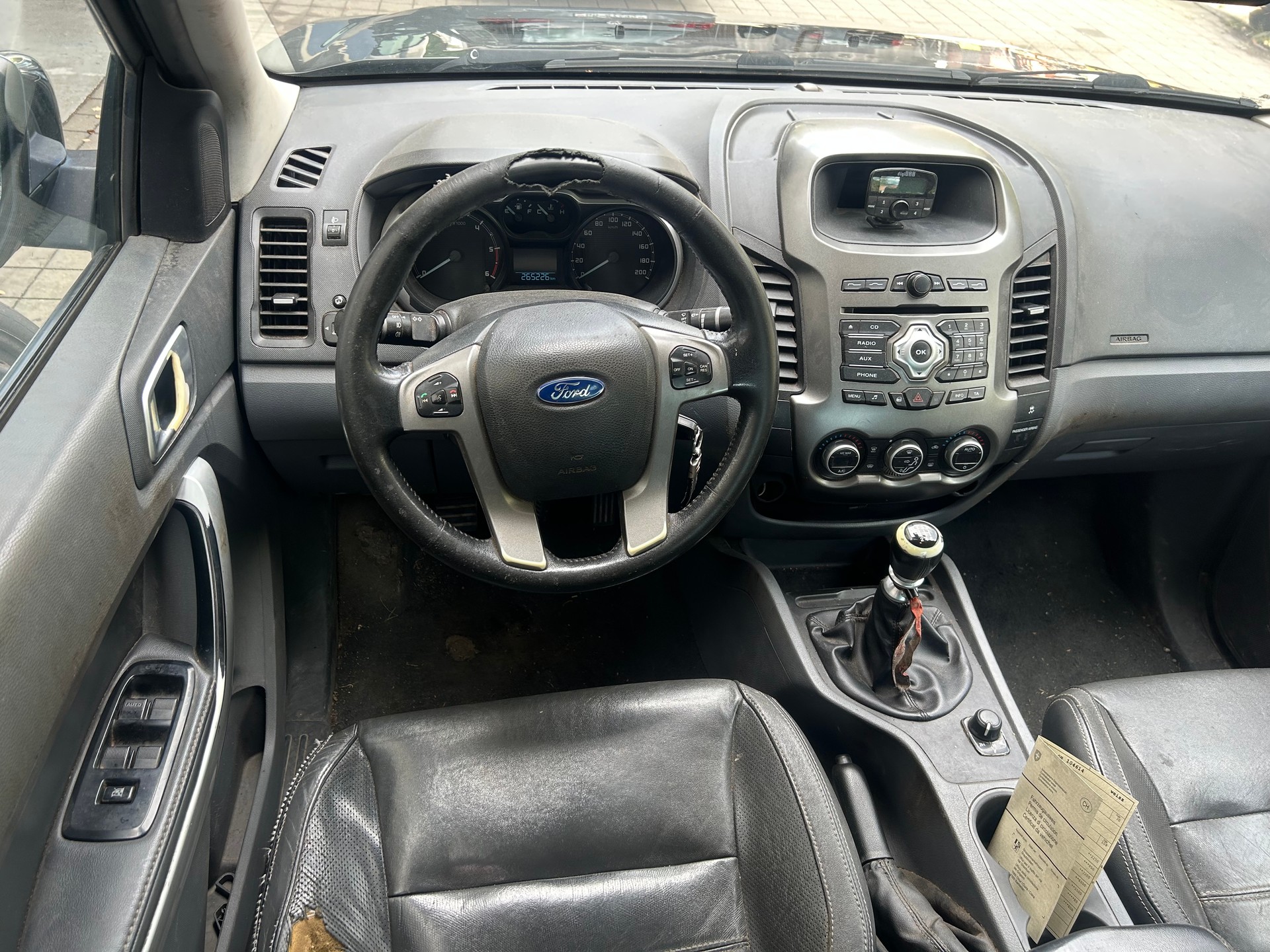 FORD Ranger LTD 3.2 TDCi 4x4-image-8
