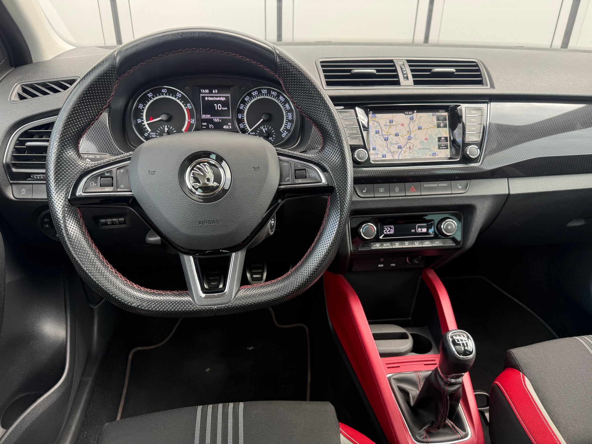 SKODA Fabia 1.2 TSI Monte Carlo-image-6