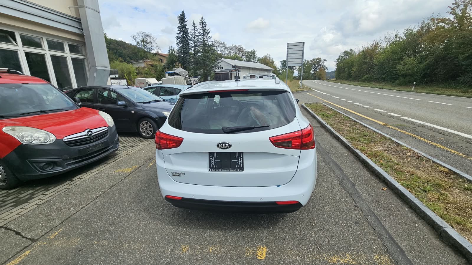 KIA Cee'd Sportswagon 1.6 GDi Style DCT-image-7