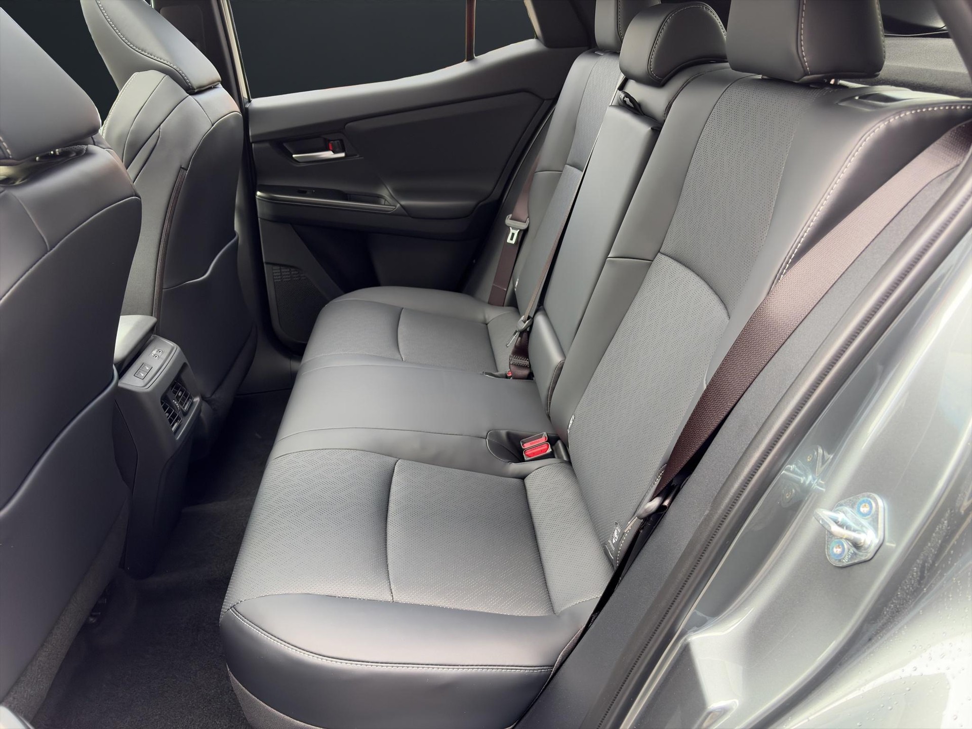 SUBARU Uncharted eV Luxury AWD-image-13