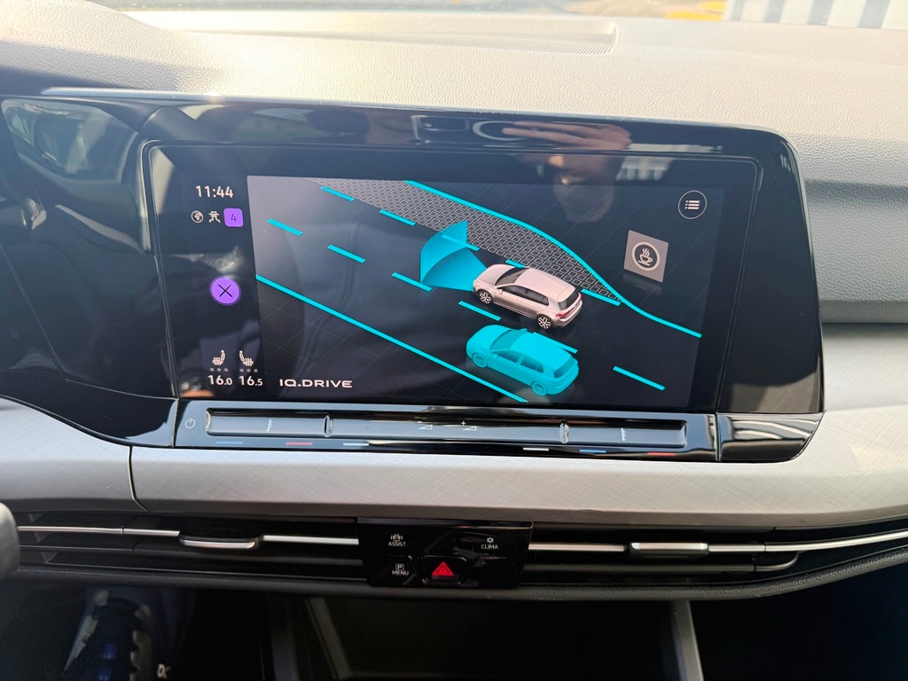 VW Golf 1.0 eTSI mHEV ACTLife DSG-image-11