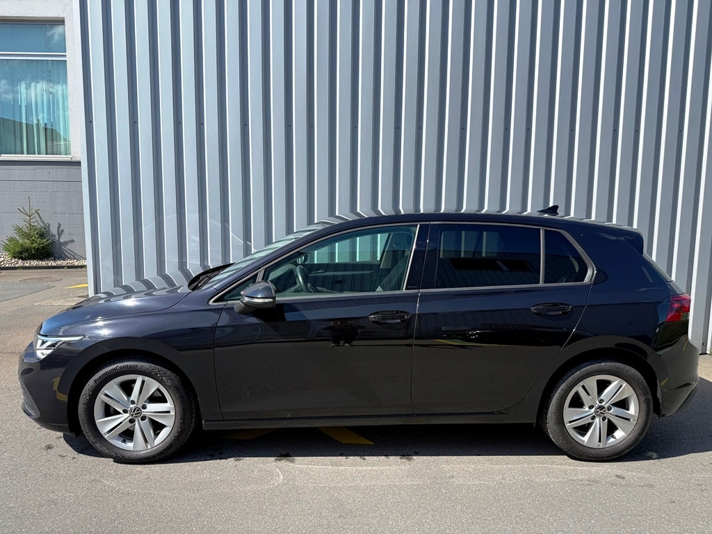VW Golf 1.0 eTSI mHEV ACTLife DSG-image-2