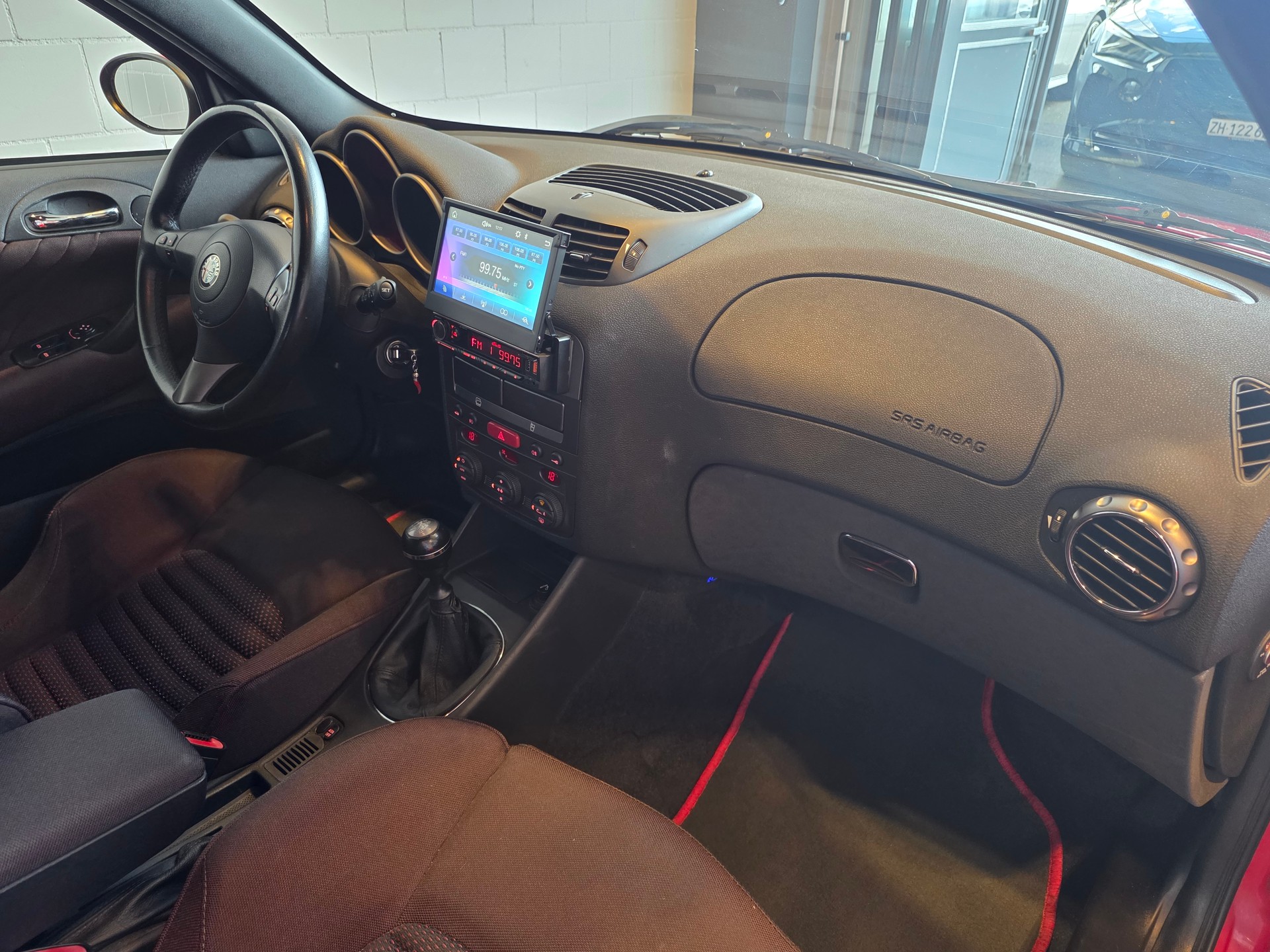 ALFA ROMEO 147 3.2 GTA-image-14