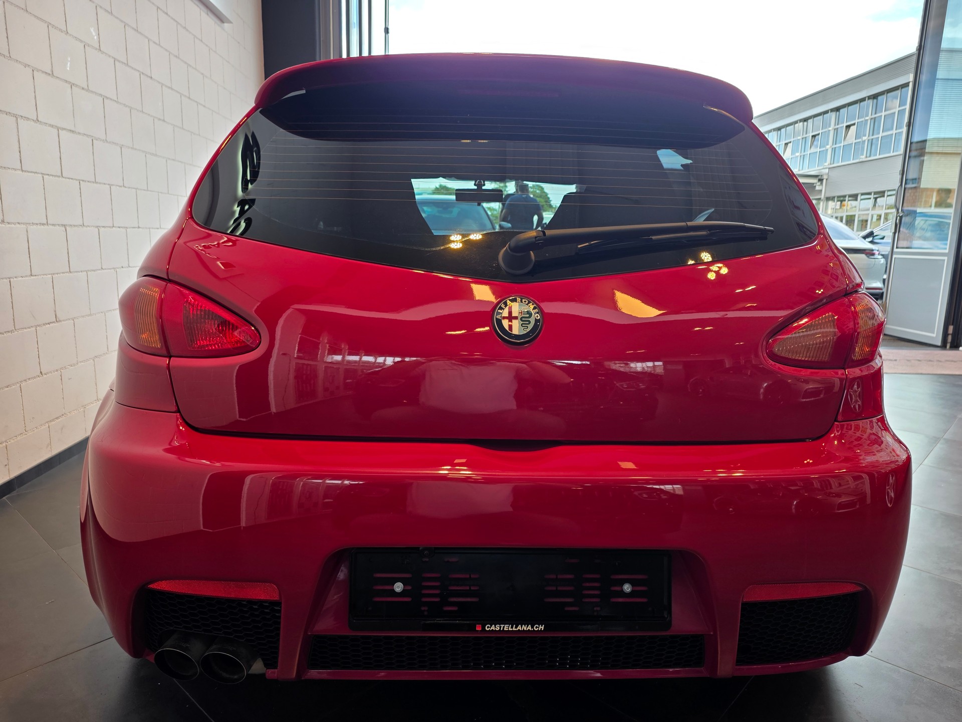 ALFA ROMEO 147 3.2 GTA-image-4