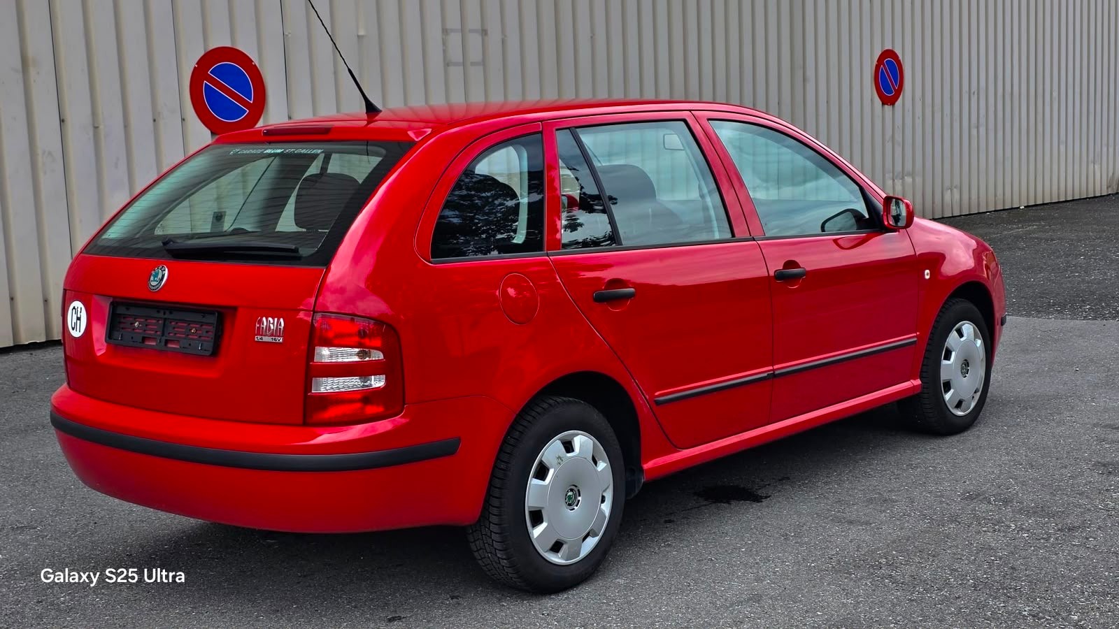 SKODA Fabia 1.4 16V Elegance-image-5