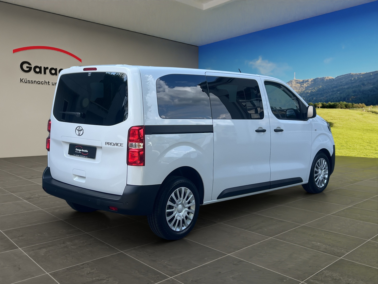 TOYOTA PROACE Verso L1 2.0 D Comfort-image-4