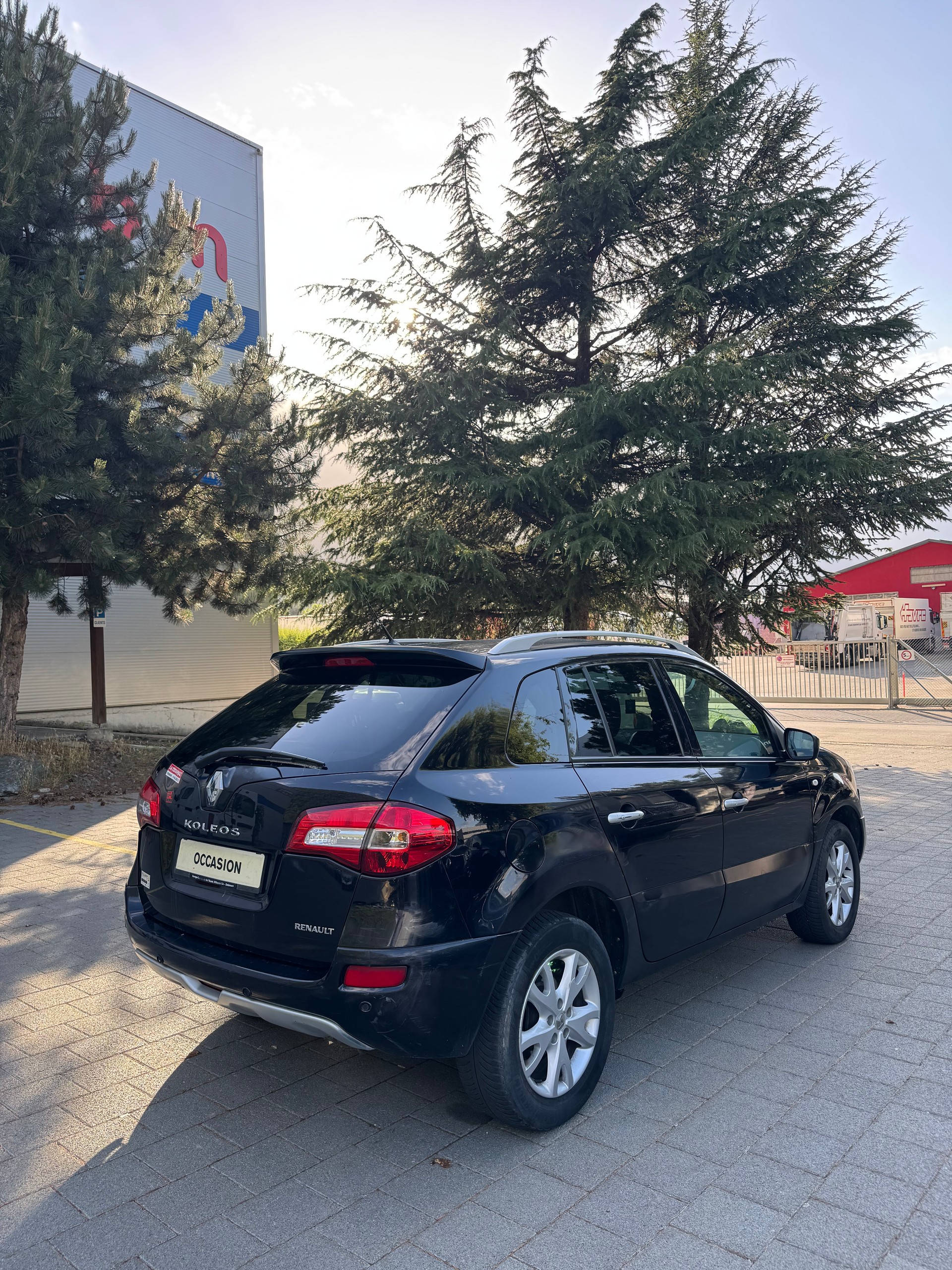 RENAULT Koleos 2.0 dCi Dynamique 4x4 Automatic-image-2