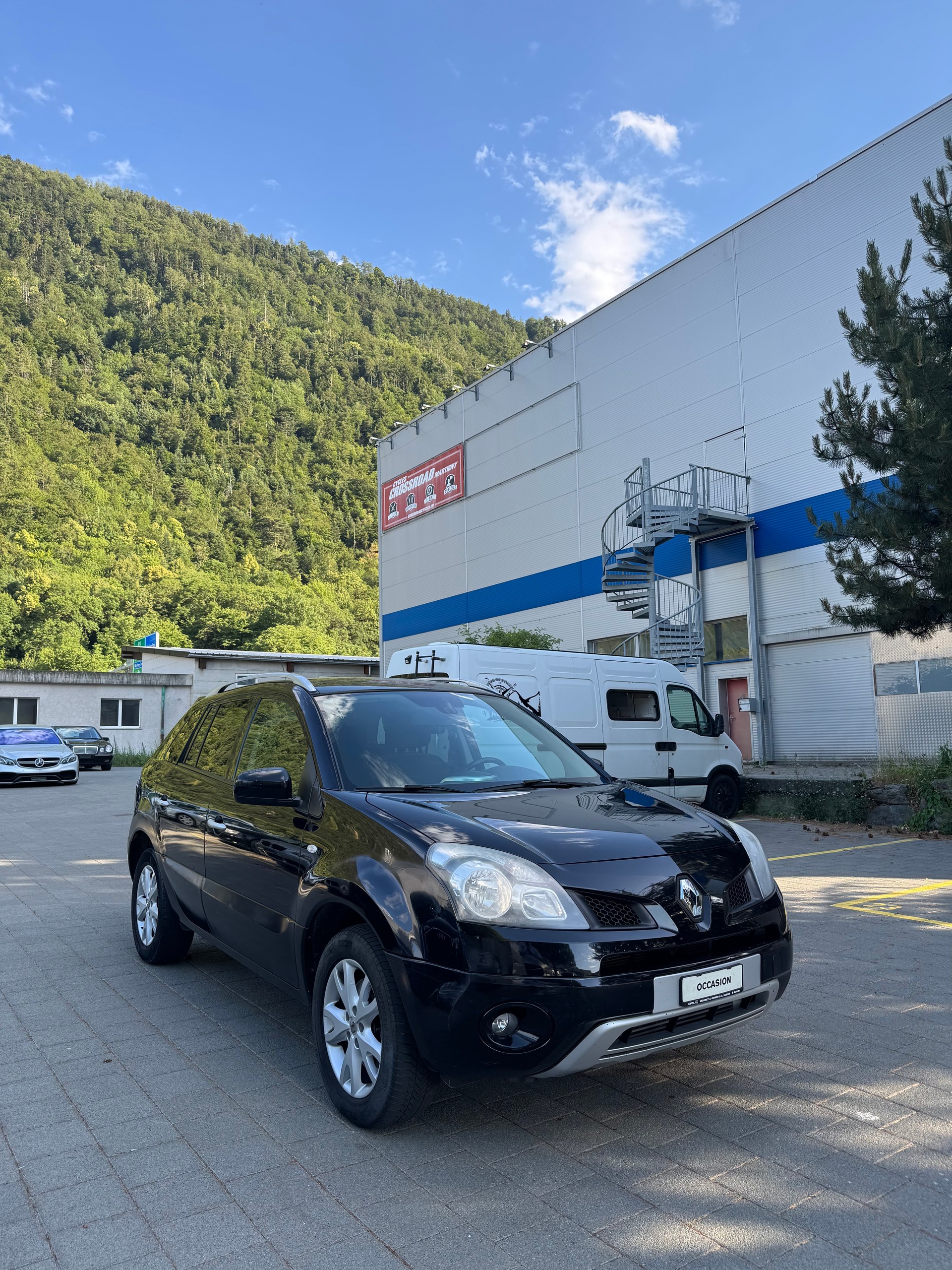 RENAULT Koleos 2.0 dCi Dynamique 4x4 Automatic-image-1