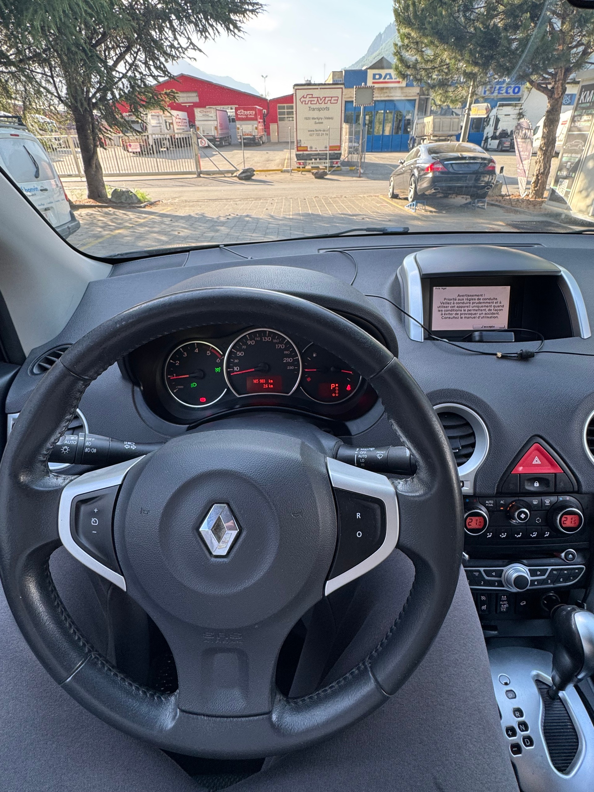 RENAULT Koleos 2.0 dCi Dynamique 4x4 Automatic-image-6