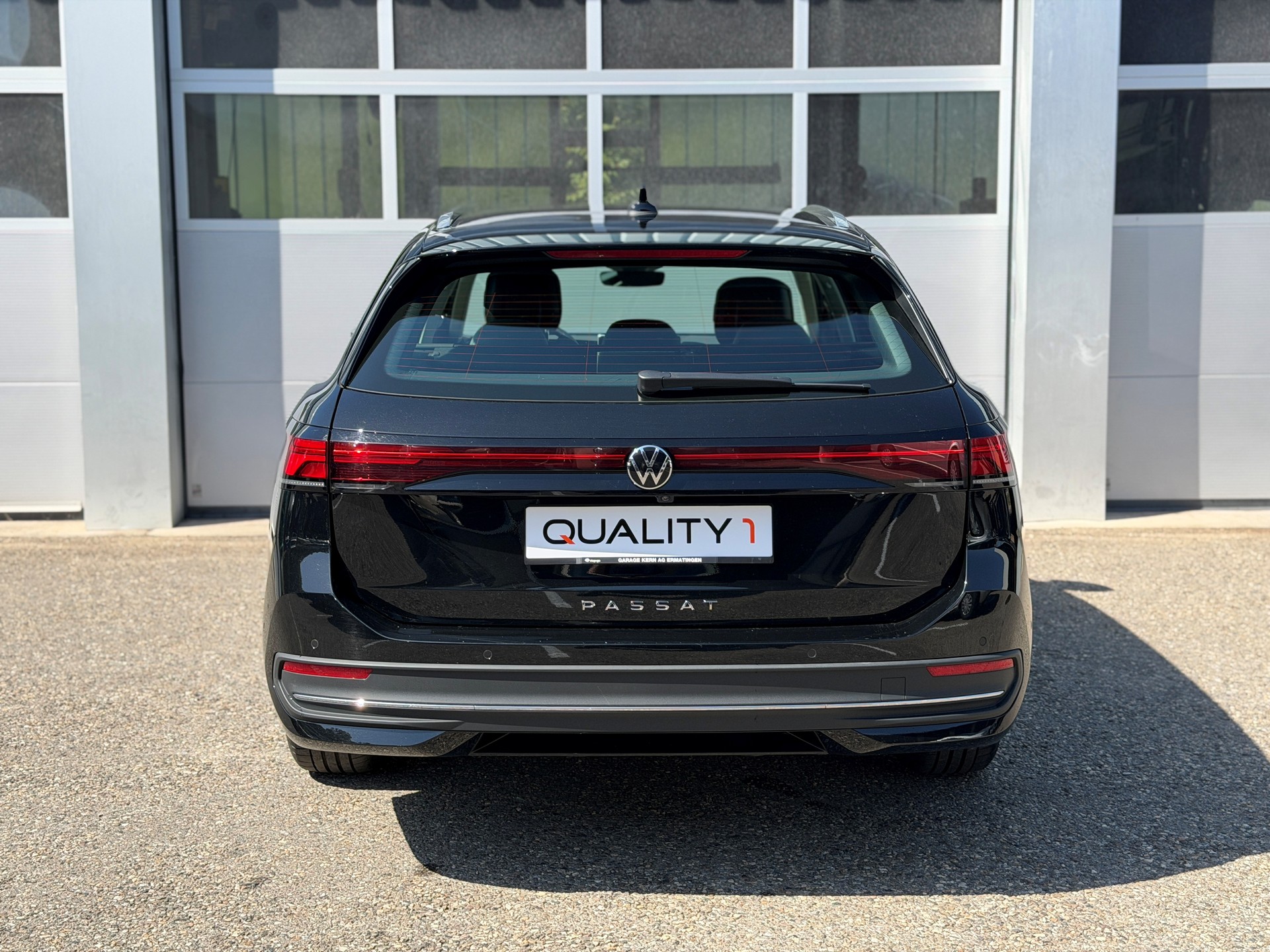 VW Passat Variant 2.0 TDI evo Business DSG-image-5
