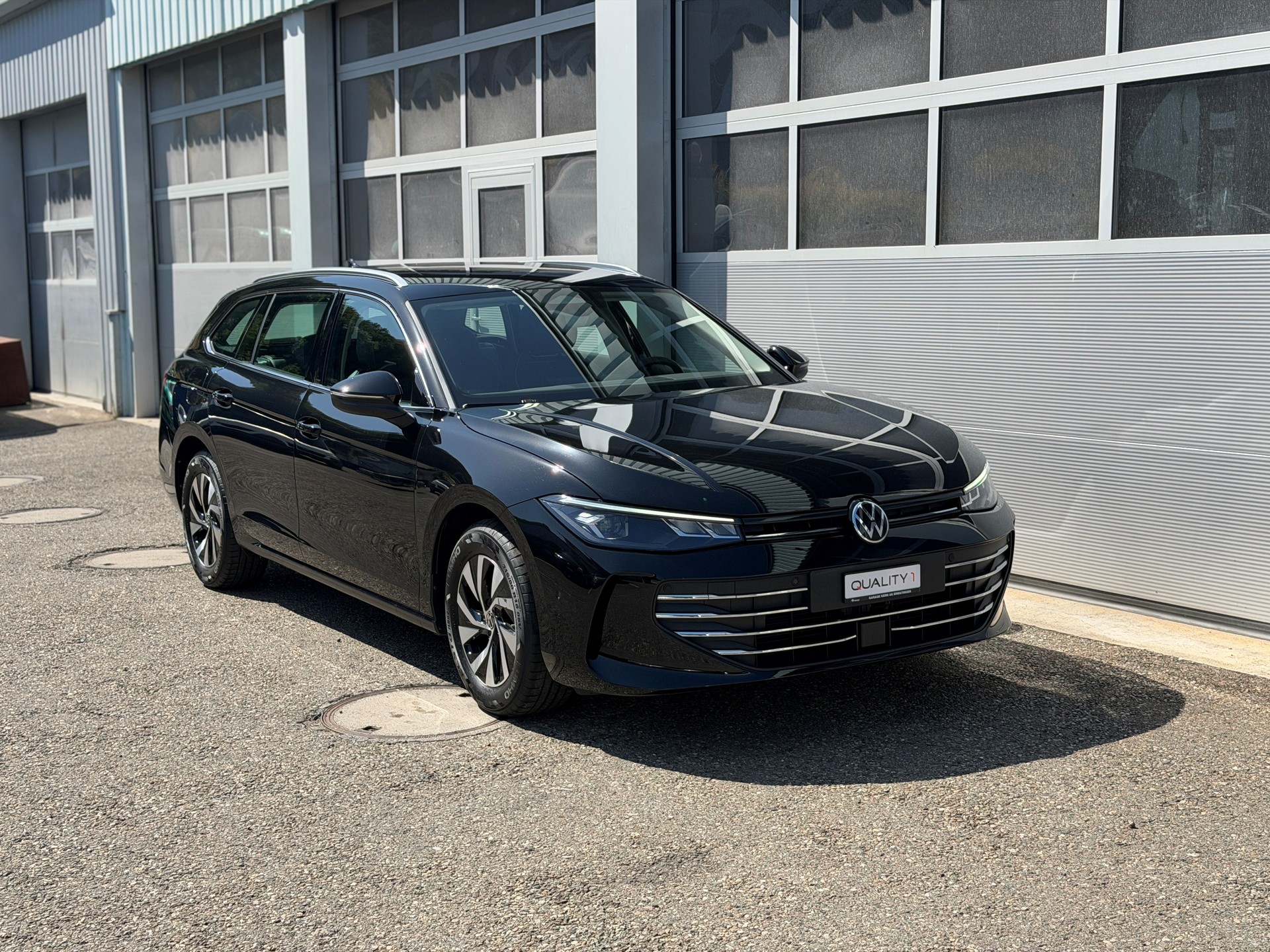 VW Passat Variant 2.0 TDI evo Business DSG-image-6