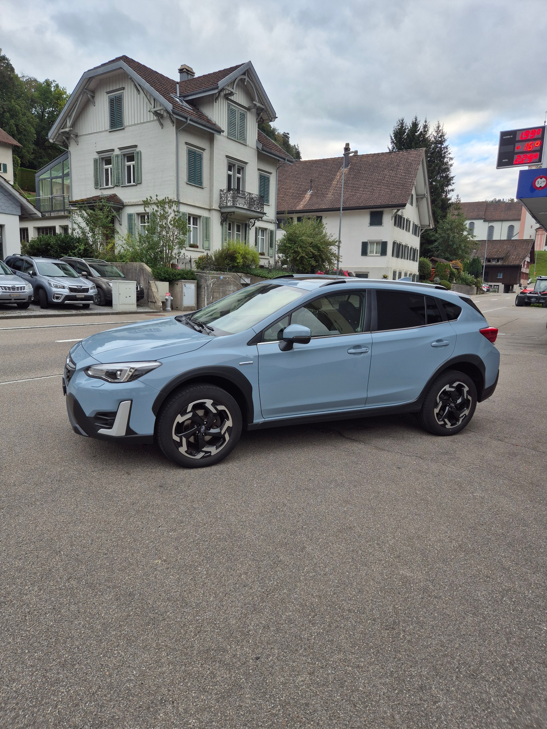 SUBARU XV 2.0 e-Boxer Luxury AWD Lineartronic-image-0