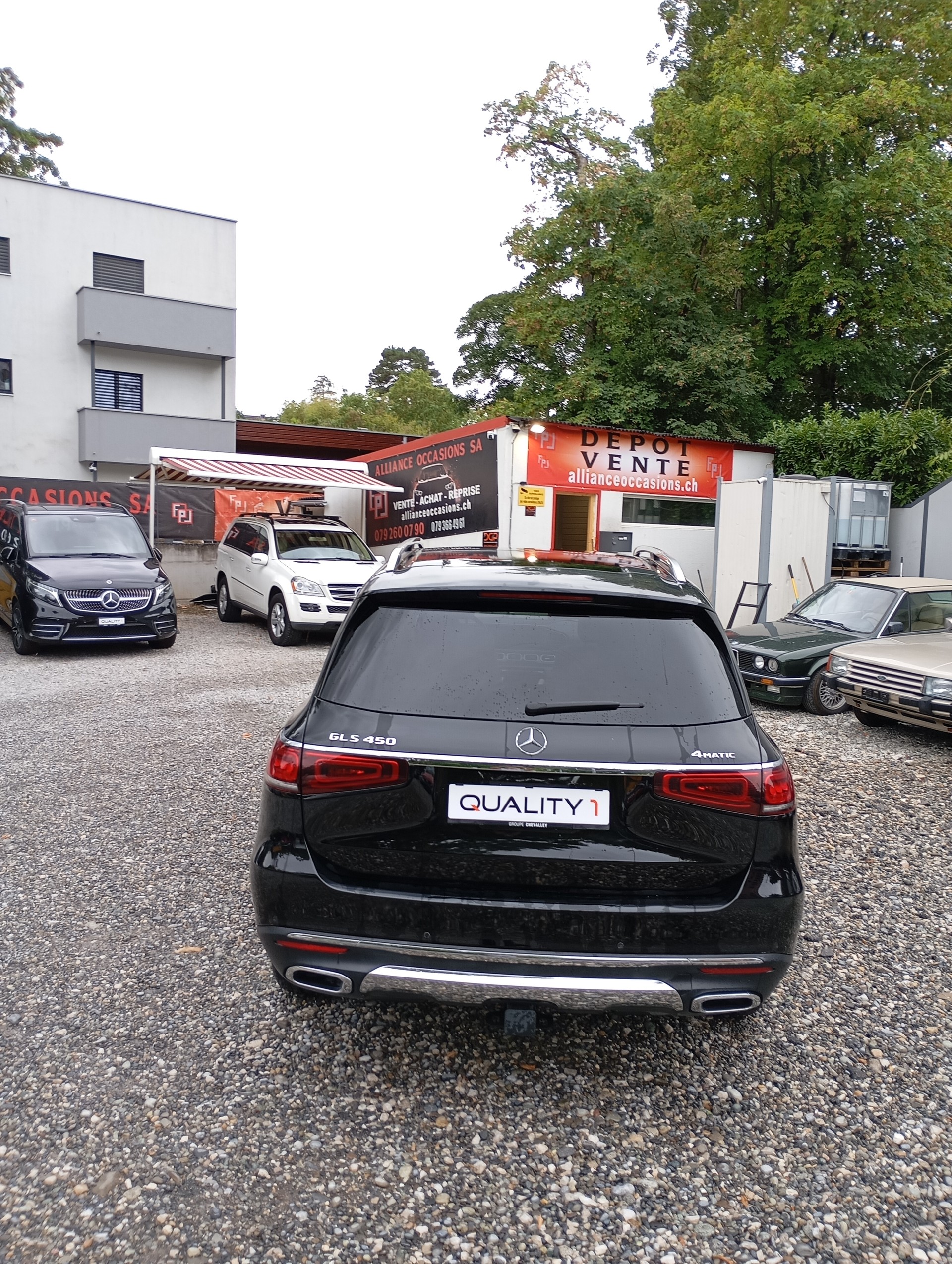 MERCEDES-BENZ GLS 450 4MATIC-showroom-element-3