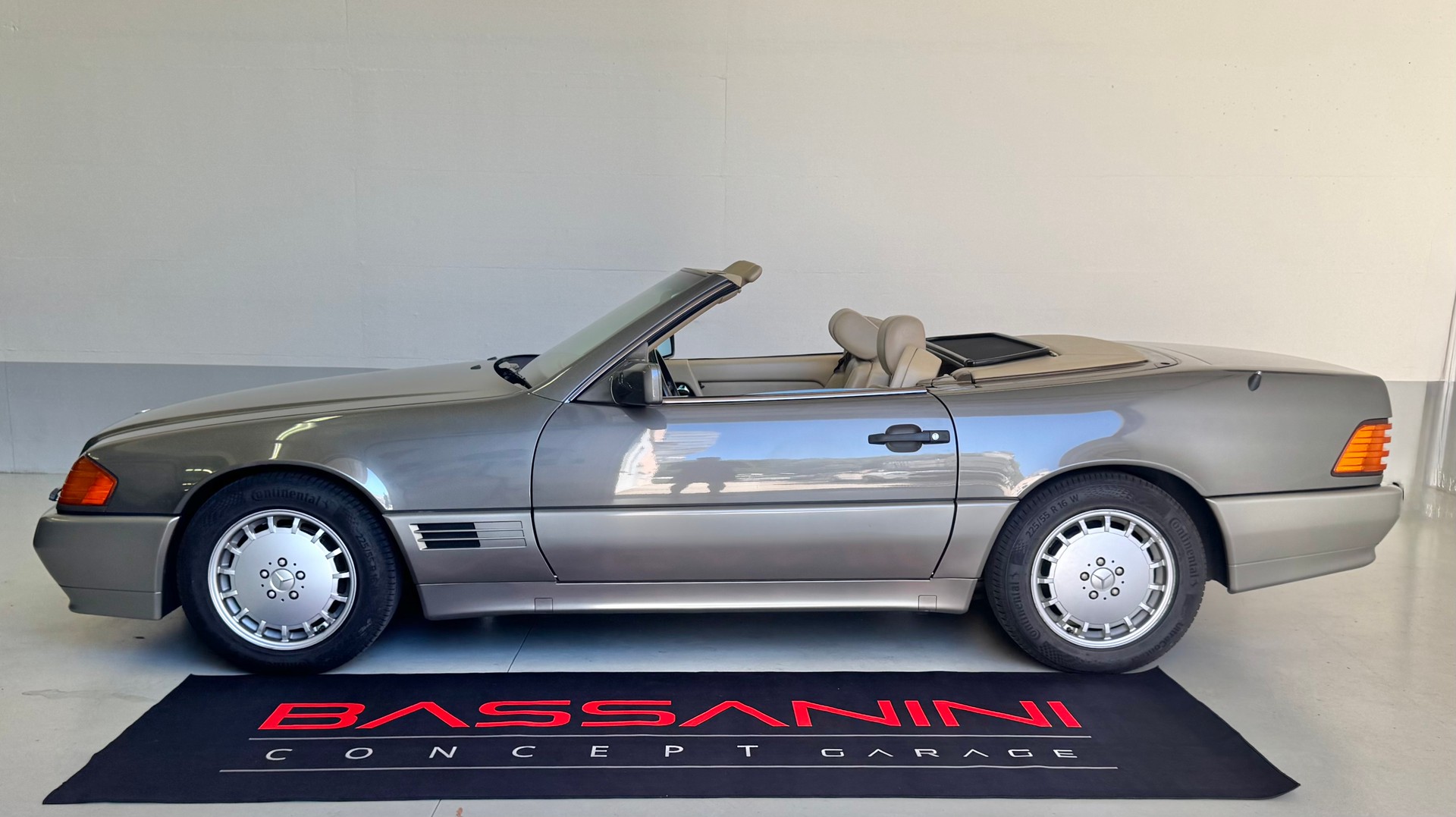 MERCEDES-BENZ SL 300 veteran MFK-image-6