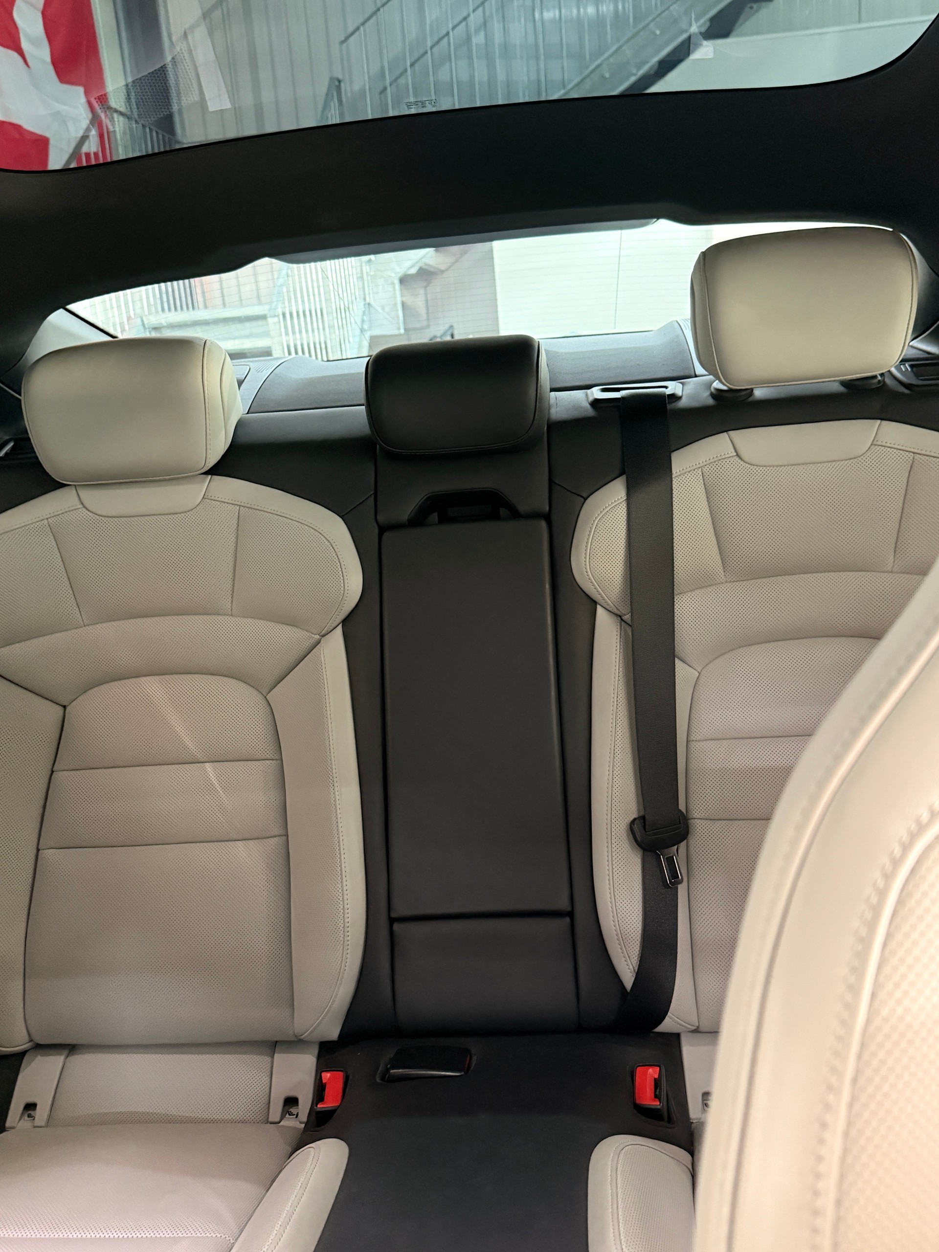 PORSCHE Taycan 4S-image-24