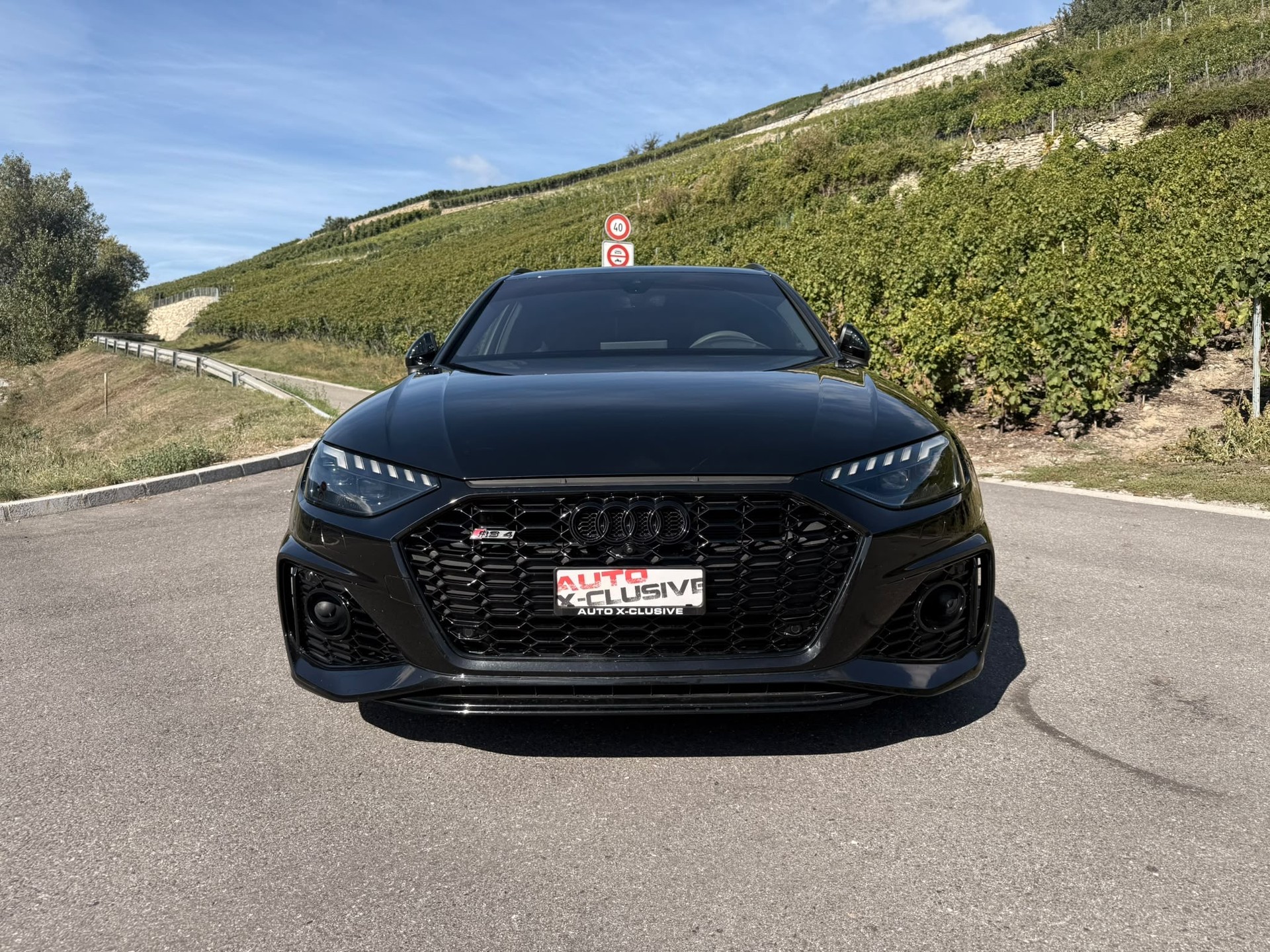 AUDI RS4 Avant quattro tiptronic-image-7