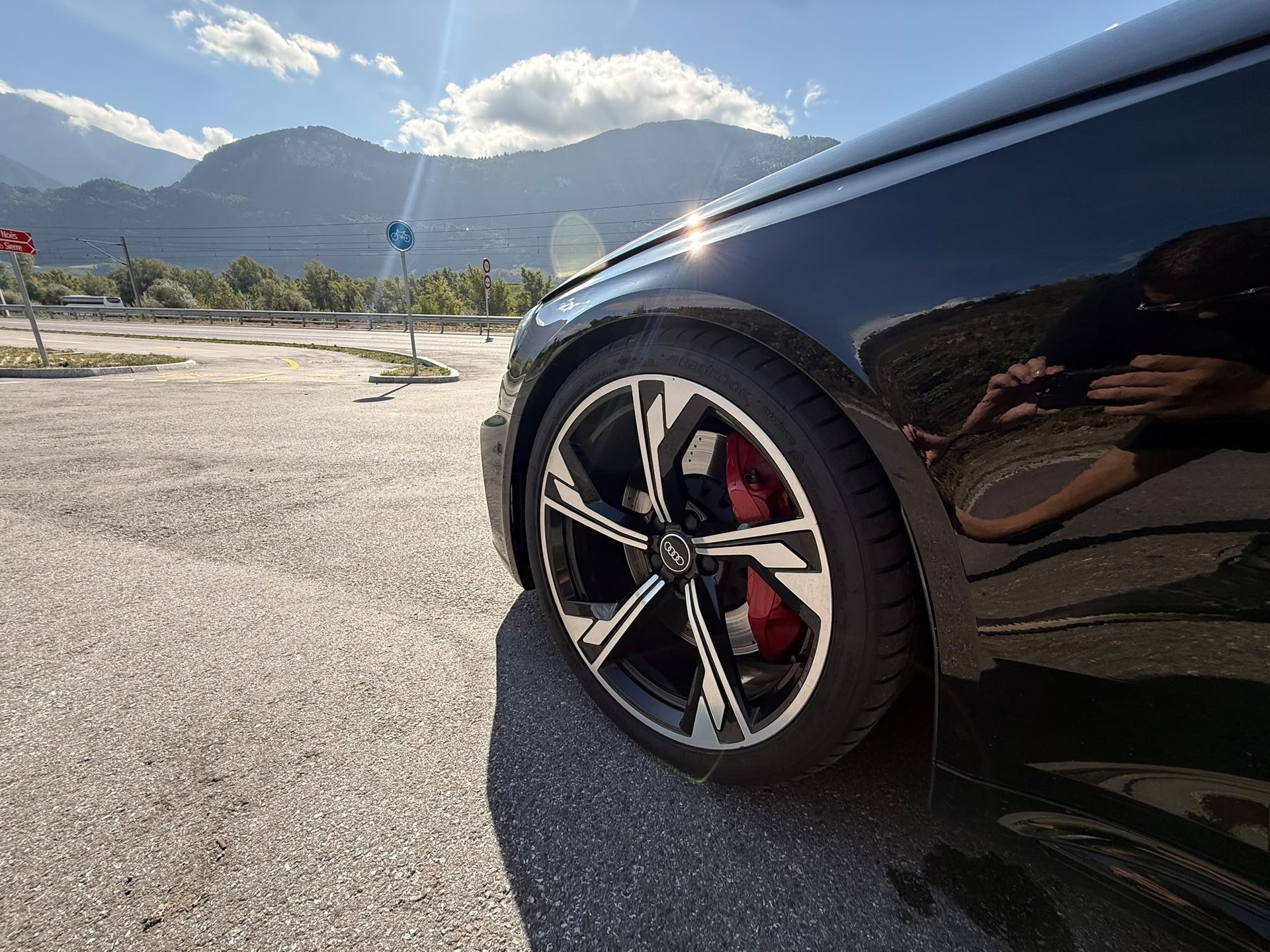 AUDI RS4 Avant quattro tiptronic-image-8